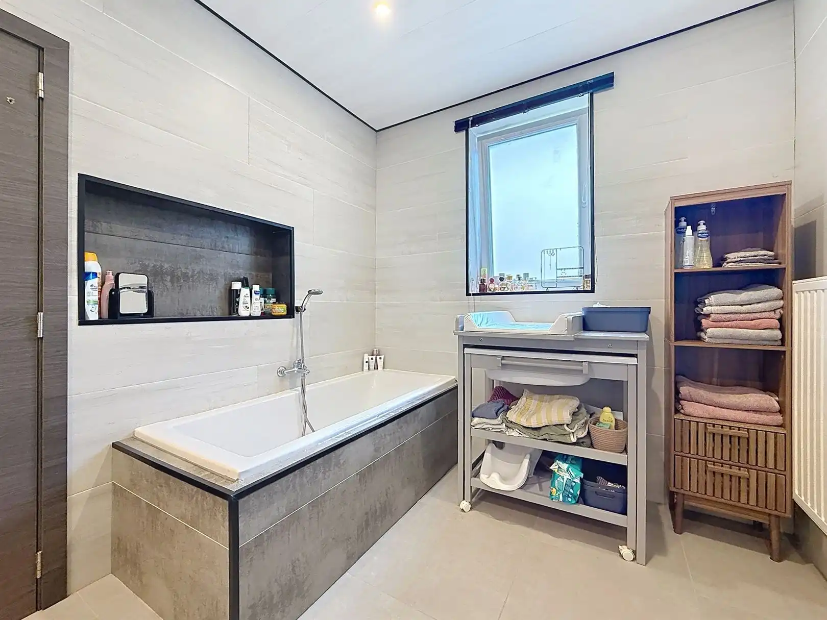 Gerenoveerde woning (2019), 2 slpks, zolder, opp 3a 03ca foto 13