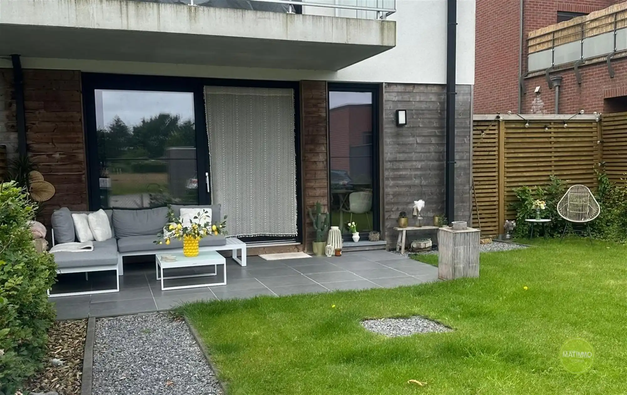 Modern gelijkvloers appartement met 2 slaapkamers in Geel foto 2