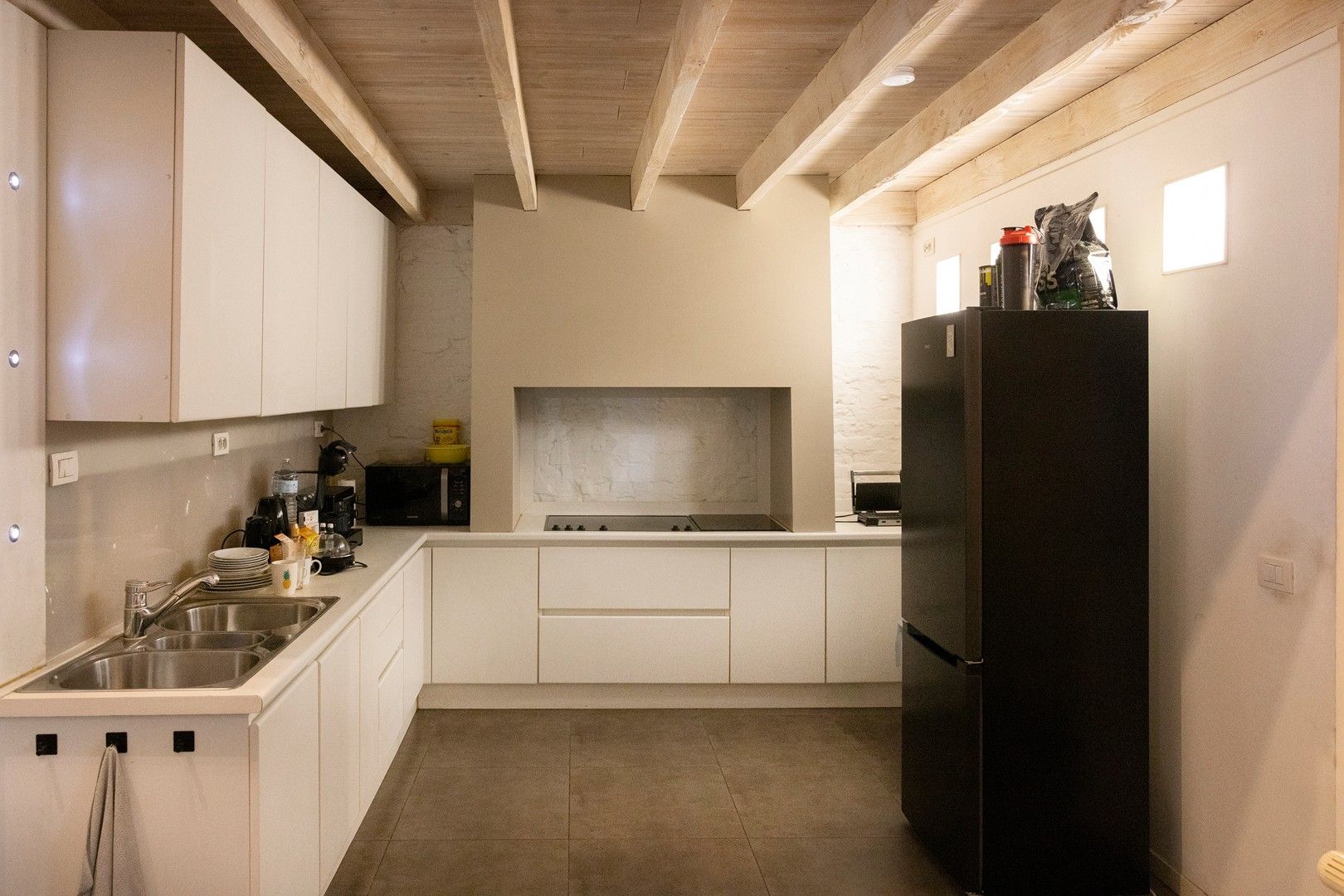 Meergezinswoning met handels/woongelijkvloers en twee extra appartementen centraal Meulebeke. foto 15