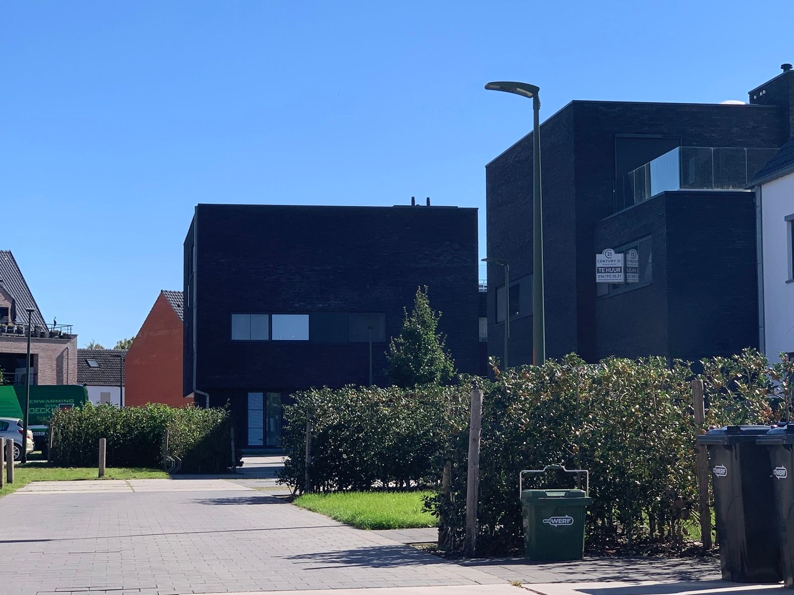 Appartement met 2 autostaanplaatsen! foto 17