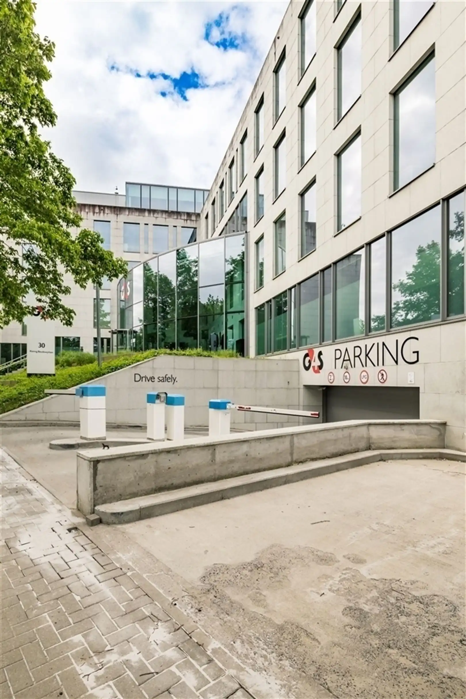 BOUDEWIJNLAAN 30: kantoor van 351m² foto 22
