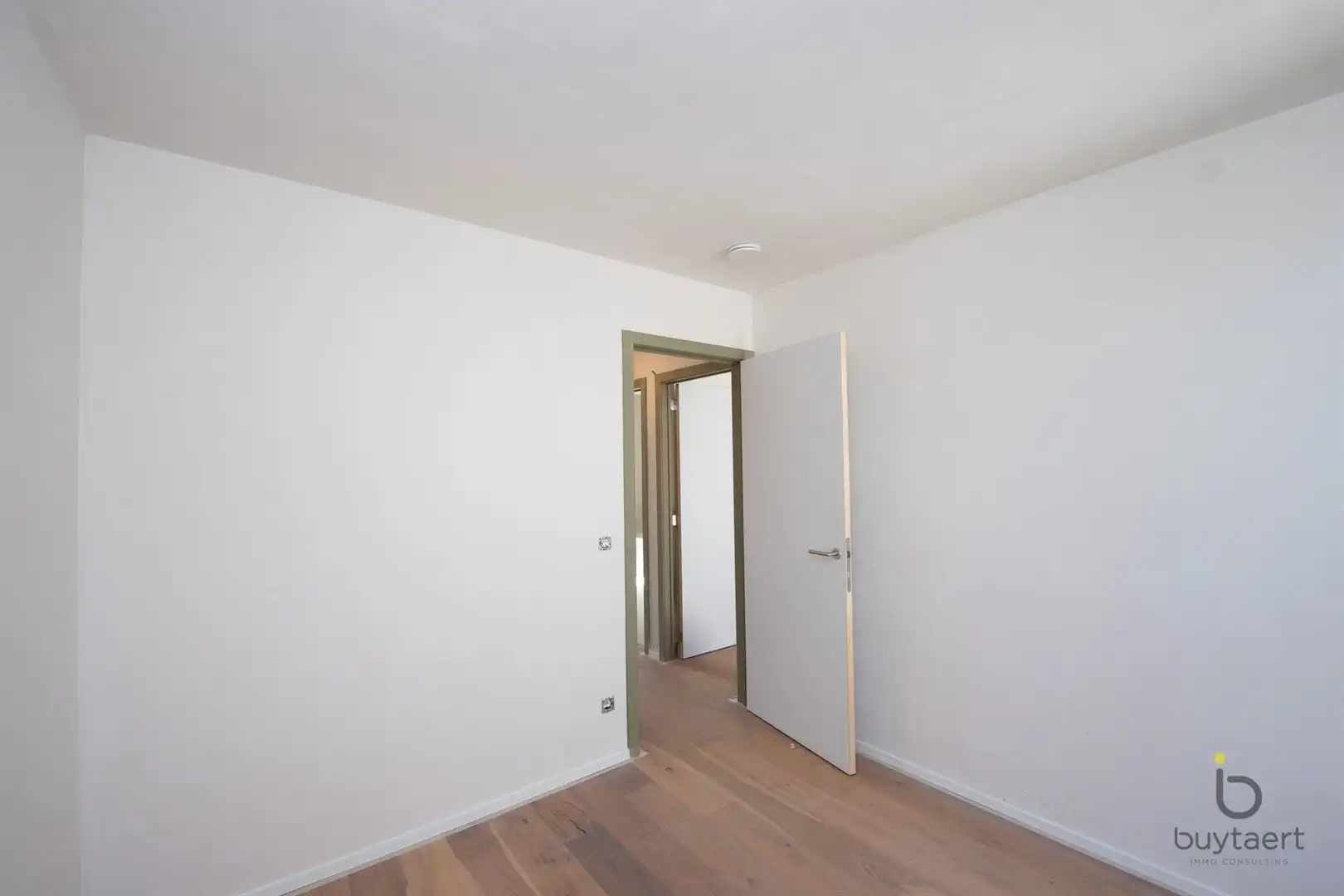 Energiezuinge woning met 3 slpks te s'Gravenwezel. foto 27