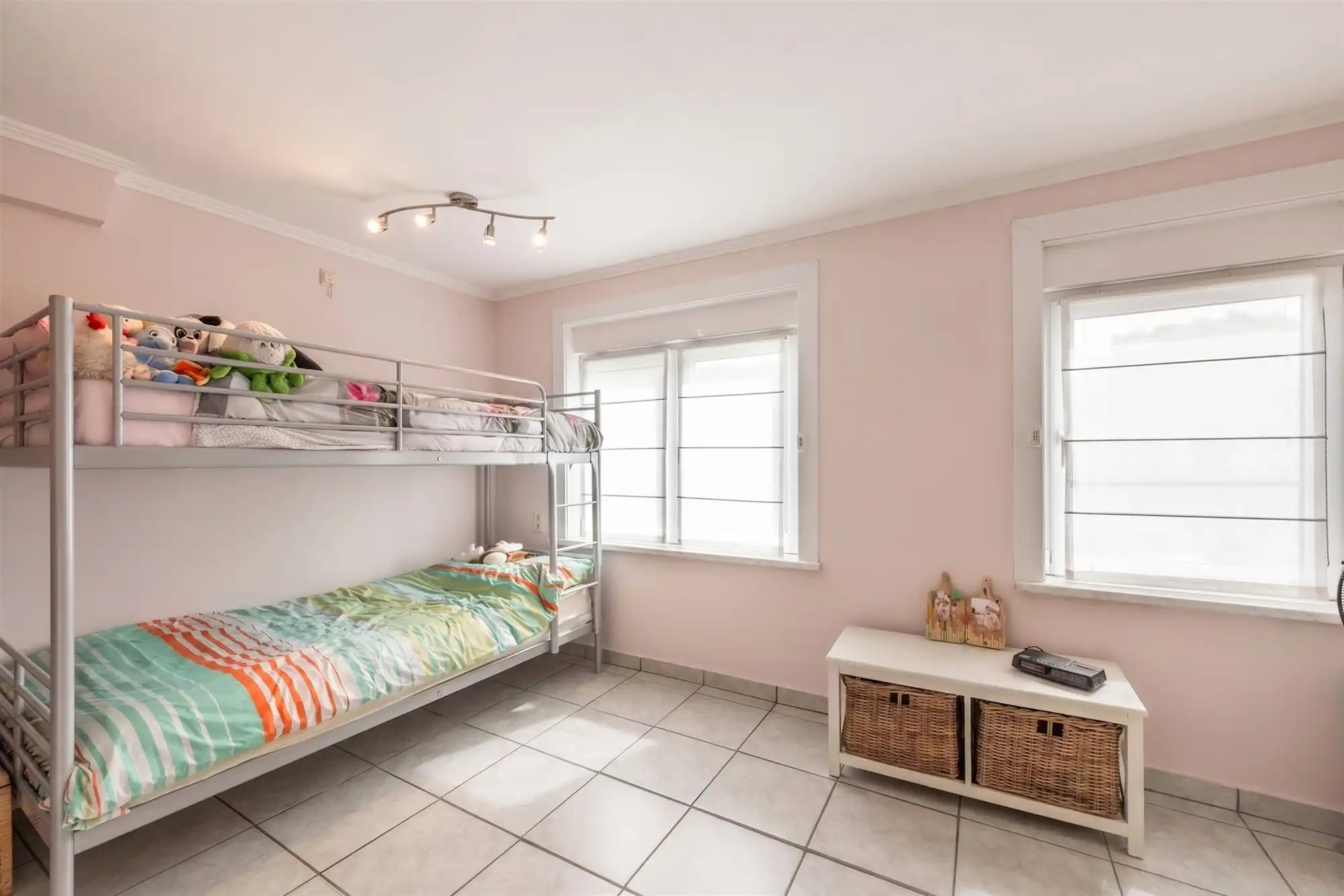 Woning met loods foto 18