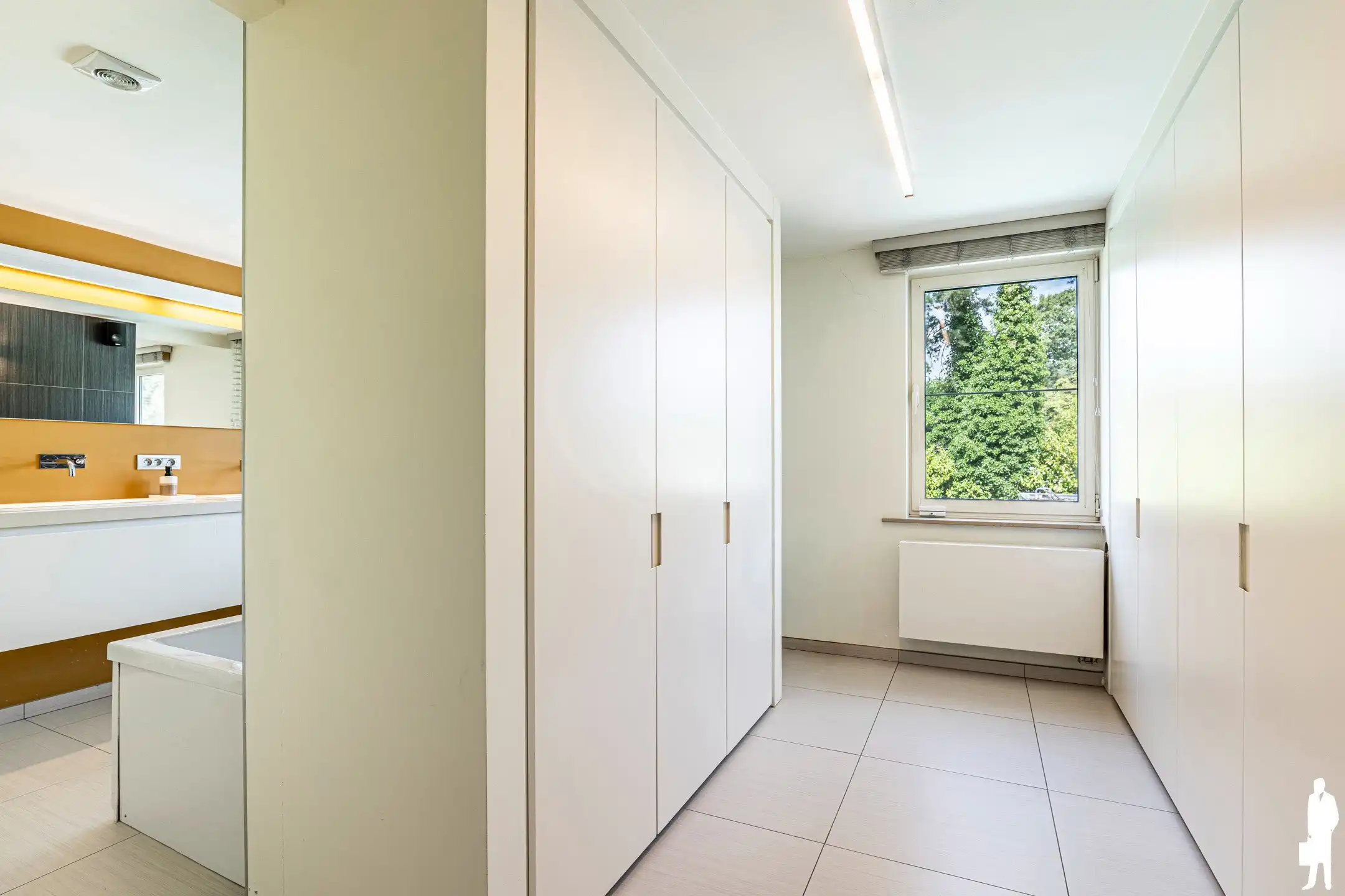 Villa met zwembad en poolhouse op een perceel van 1.350m² foto 12