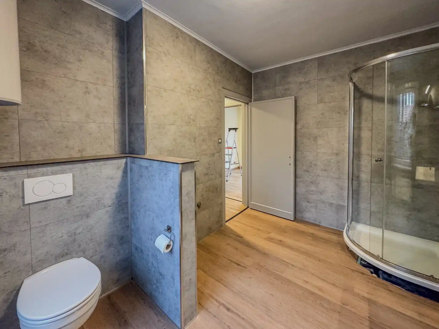 Verrassend ruime woning met 3 slaapkamers en polyvalente ruimte. foto 21