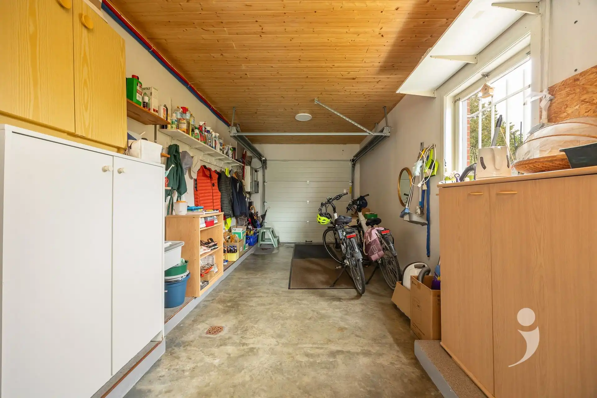 Instapklare woning in zeer rustige woonwijk! foto 20
