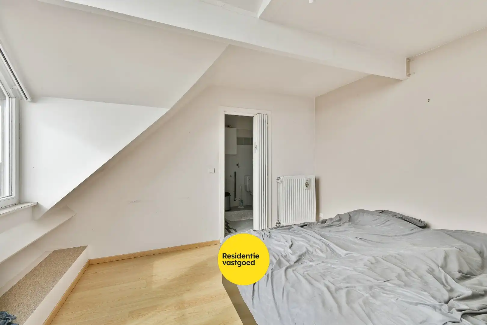 Duplex-appartement met twee ruime slaapkamers en een ruim en intiem terras foto 9