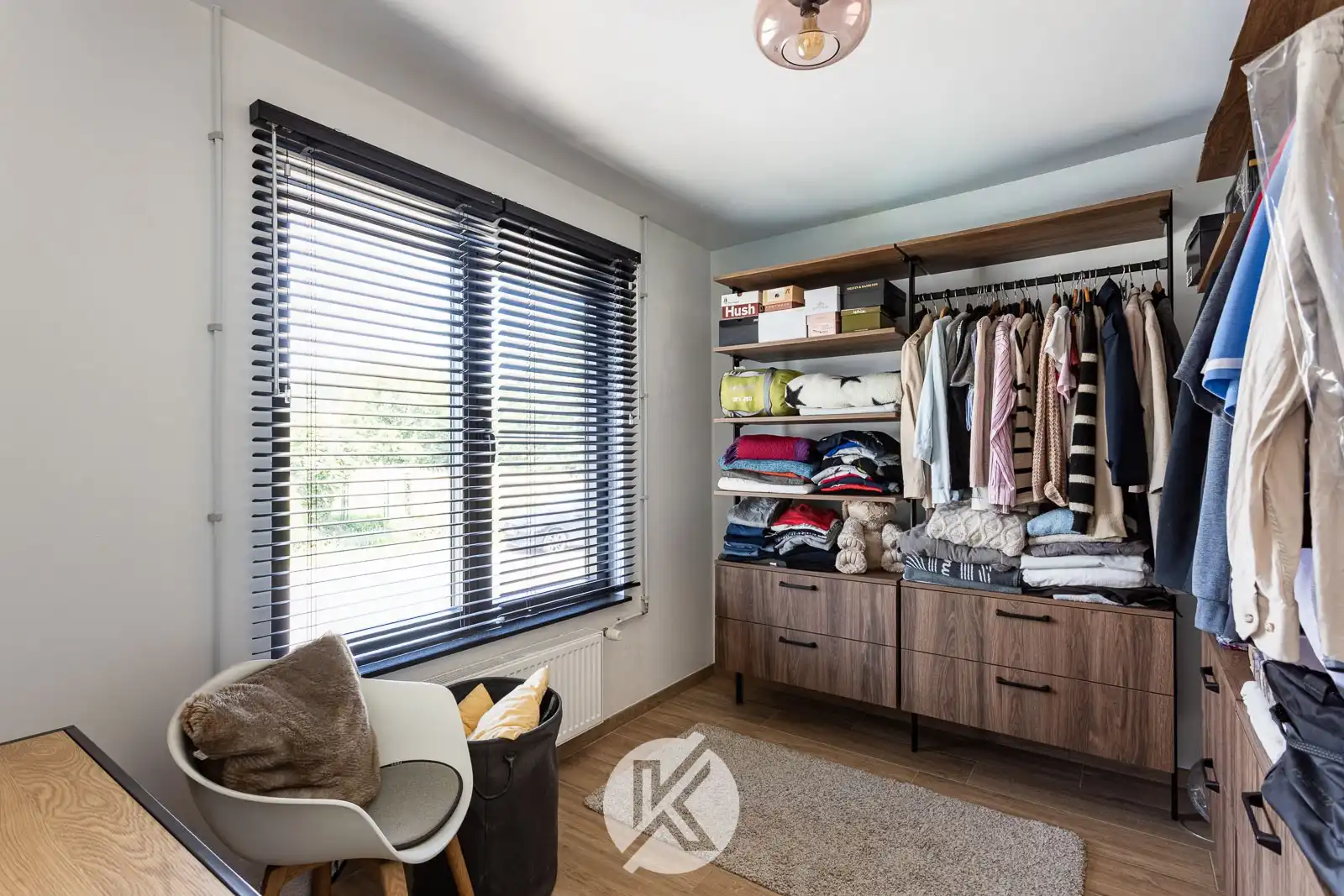 Tijdloze bungalow met stijlvolle afwerking foto 18