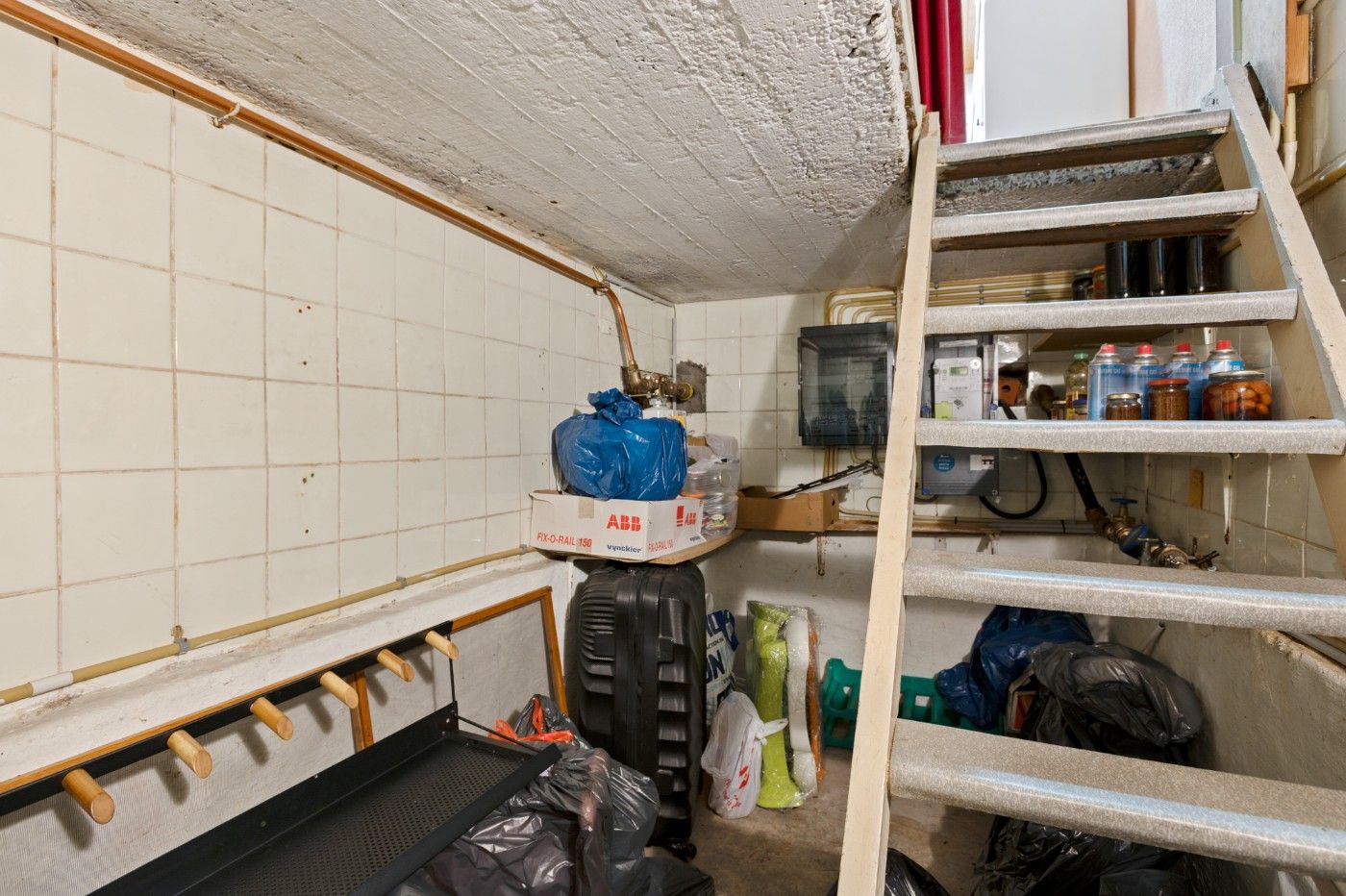 Knusse, centraal gelegen woning met 2 slpk. en garage foto 17