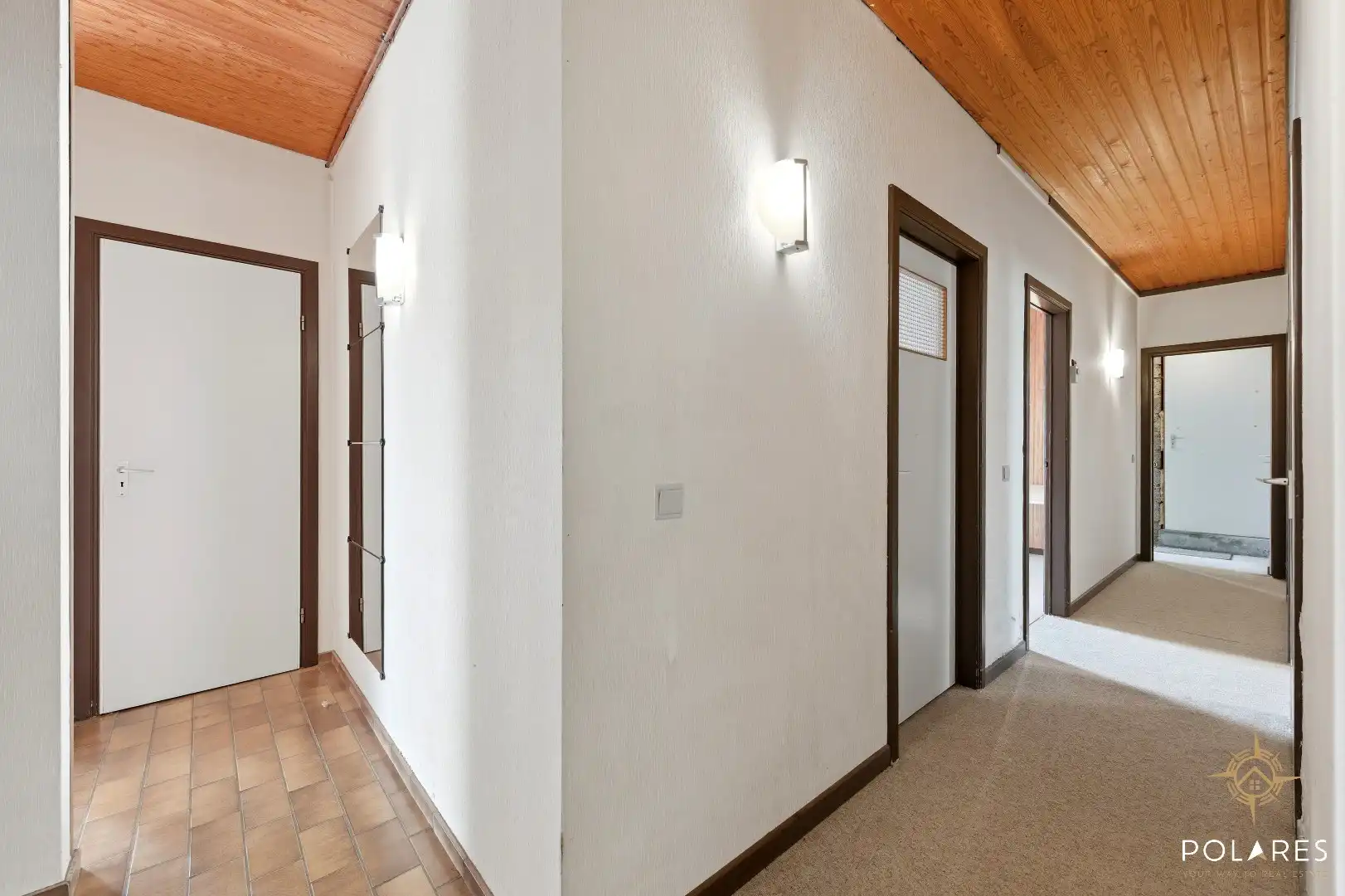 Ruime gezinswoning op prachtig perceel foto 9