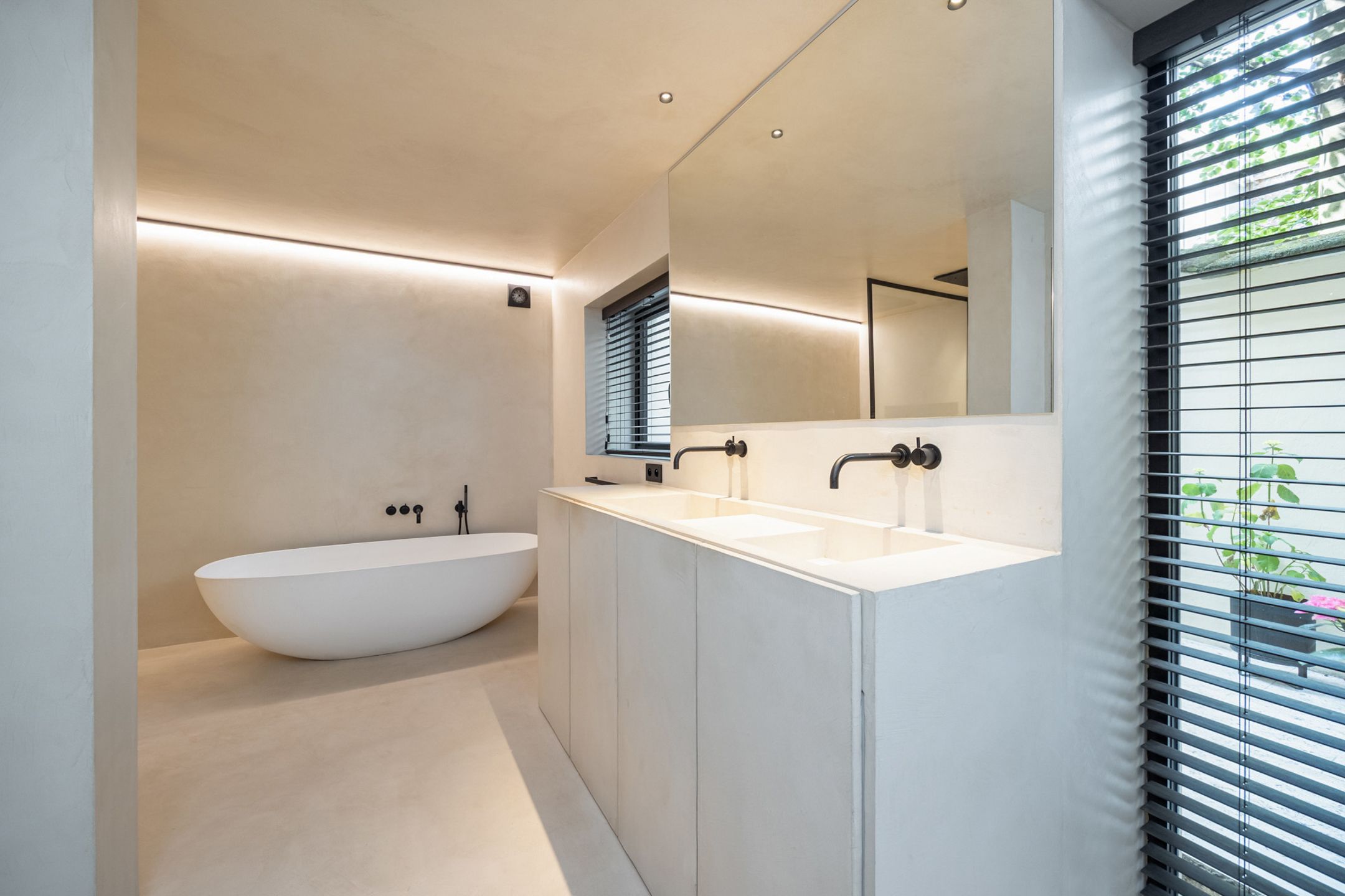 ANTWERPEN-ZUID - Appartement op het mooiste pleintje van het Zuid foto 13