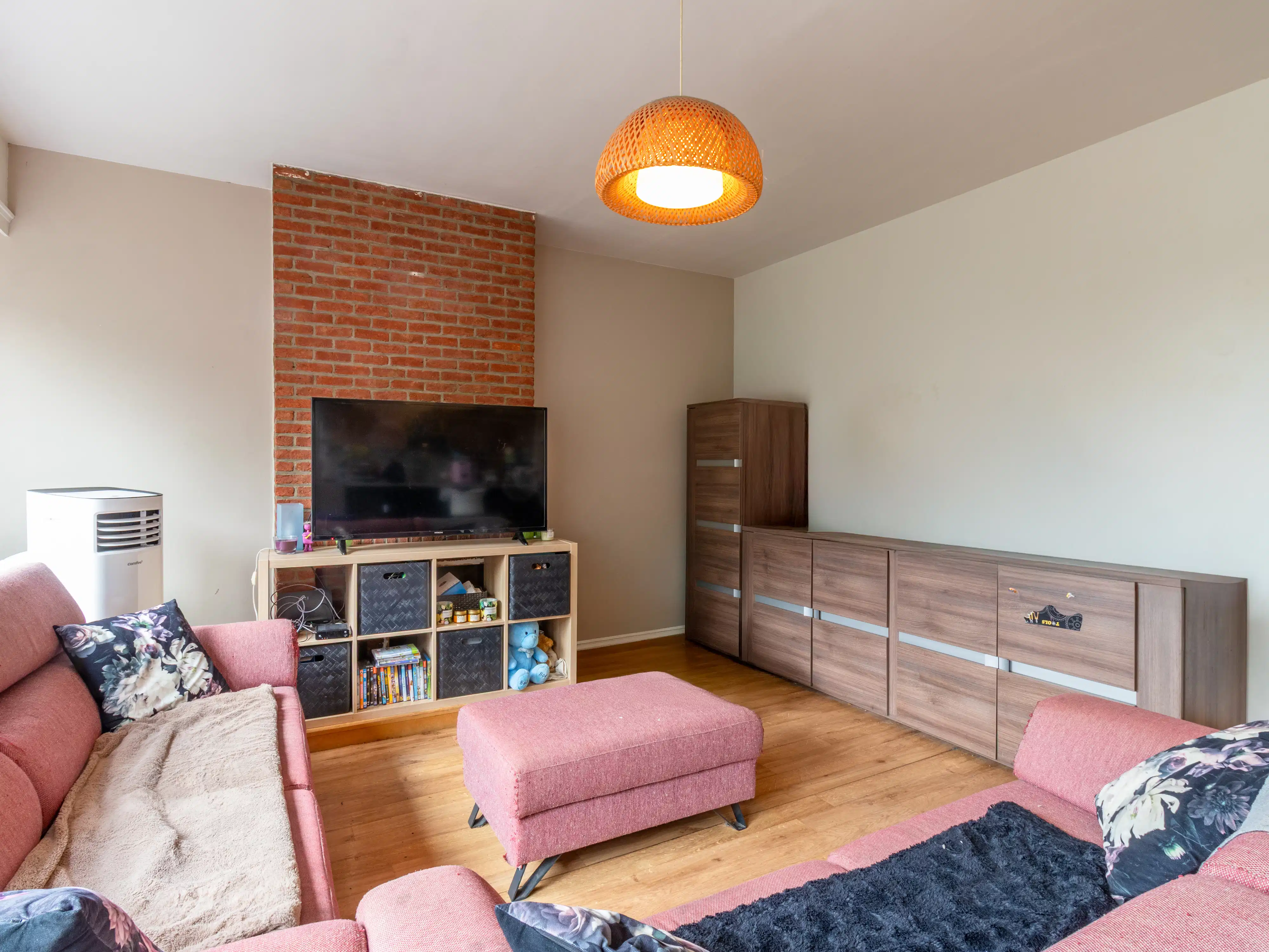 Instapklaar appartement met terras in Wilrijk foto 3