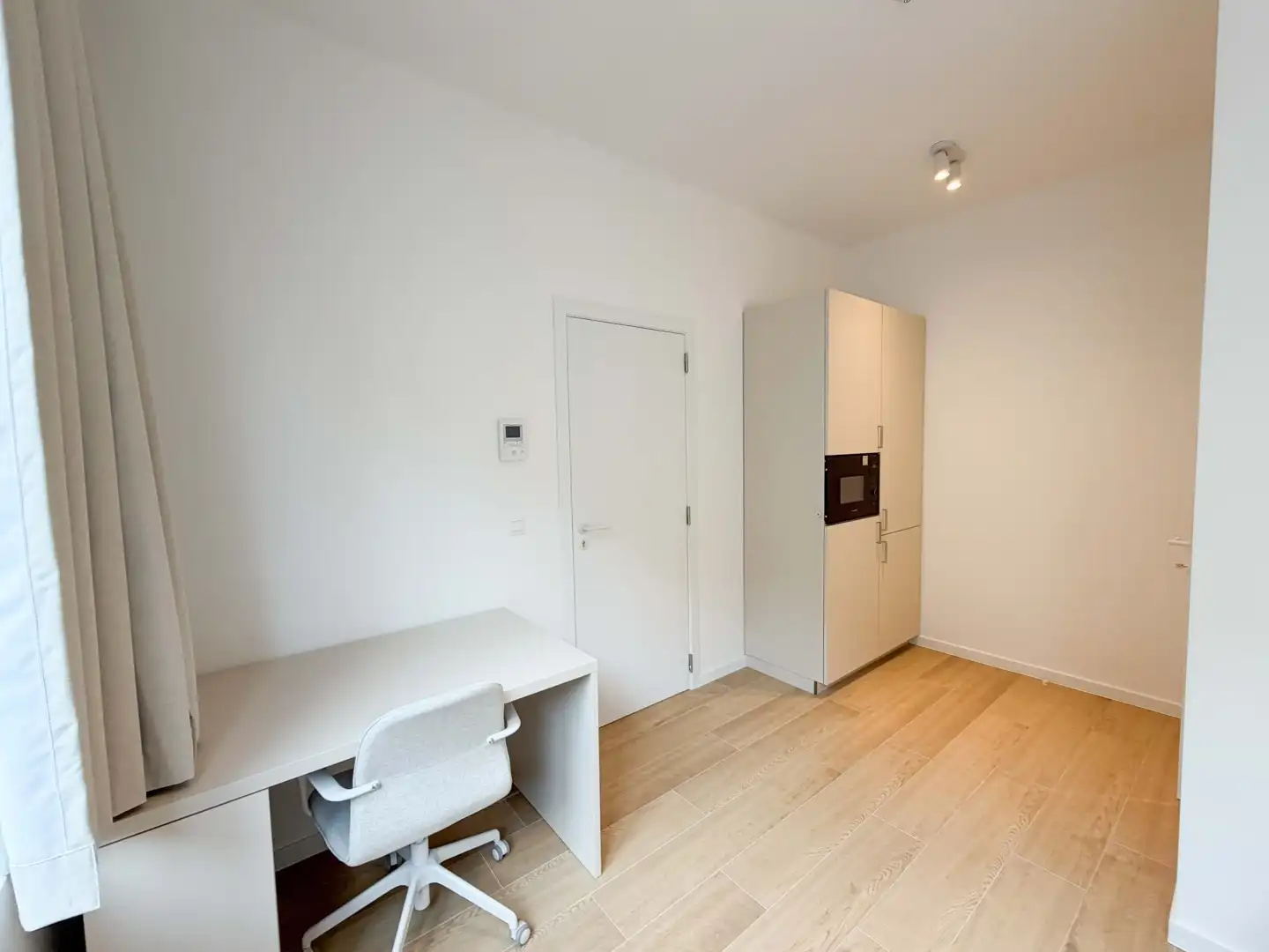 Vernieuwbouw studentenkamer met eigen sanitair foto 3