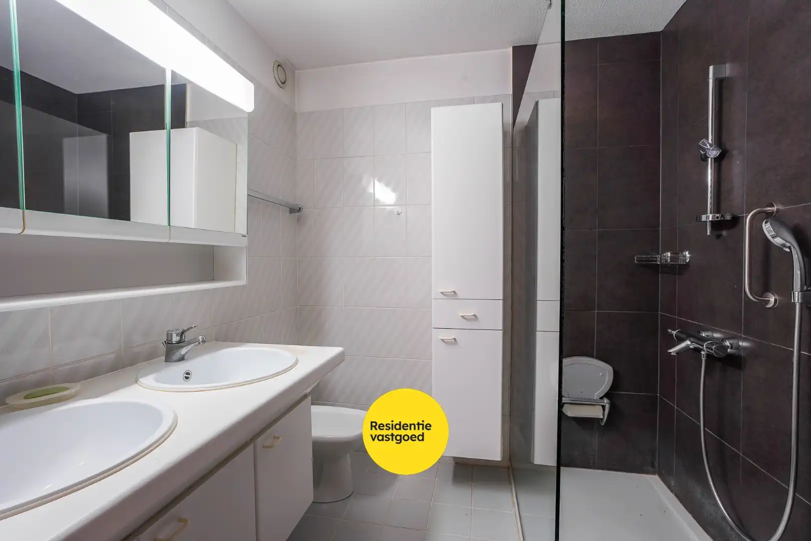 Ruim app met 2 slpks en zonnig terras te Kristus Koning foto 10