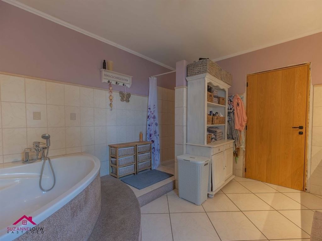 Hoogwaardig afgewerkte, landelijke villawoning foto 26