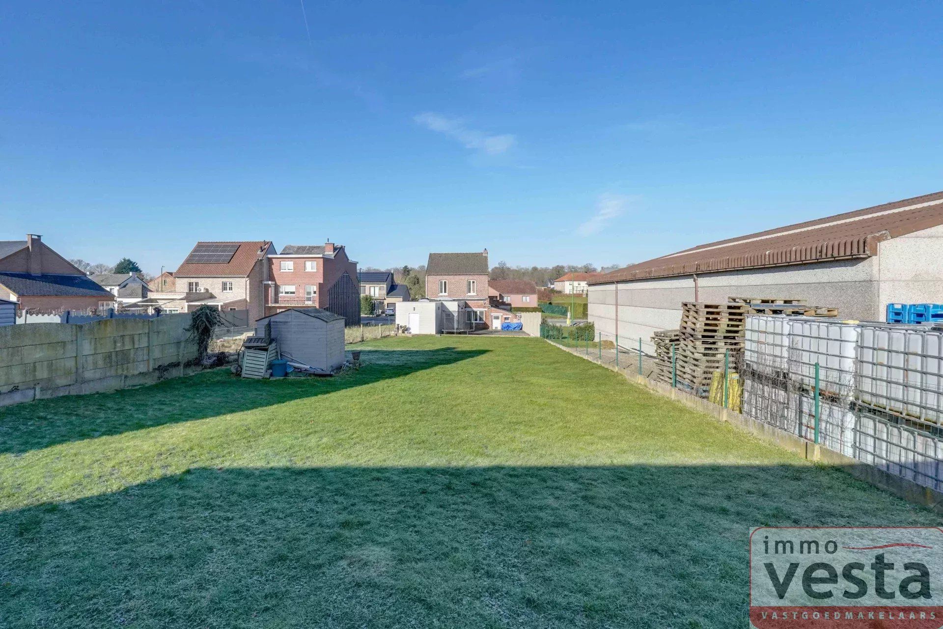 Ruime, instapklare woning op goede locatie foto 28