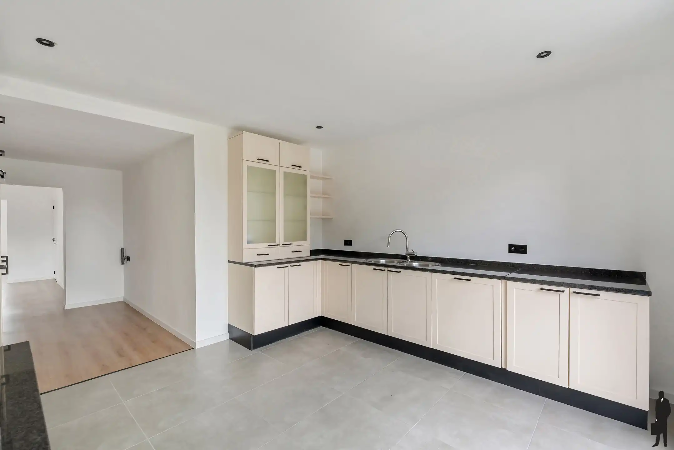 Volledig gerenoveerde woning met 4 slpk. in het centrum van Meer - Vlakbij de Nederlandse grens! foto 15