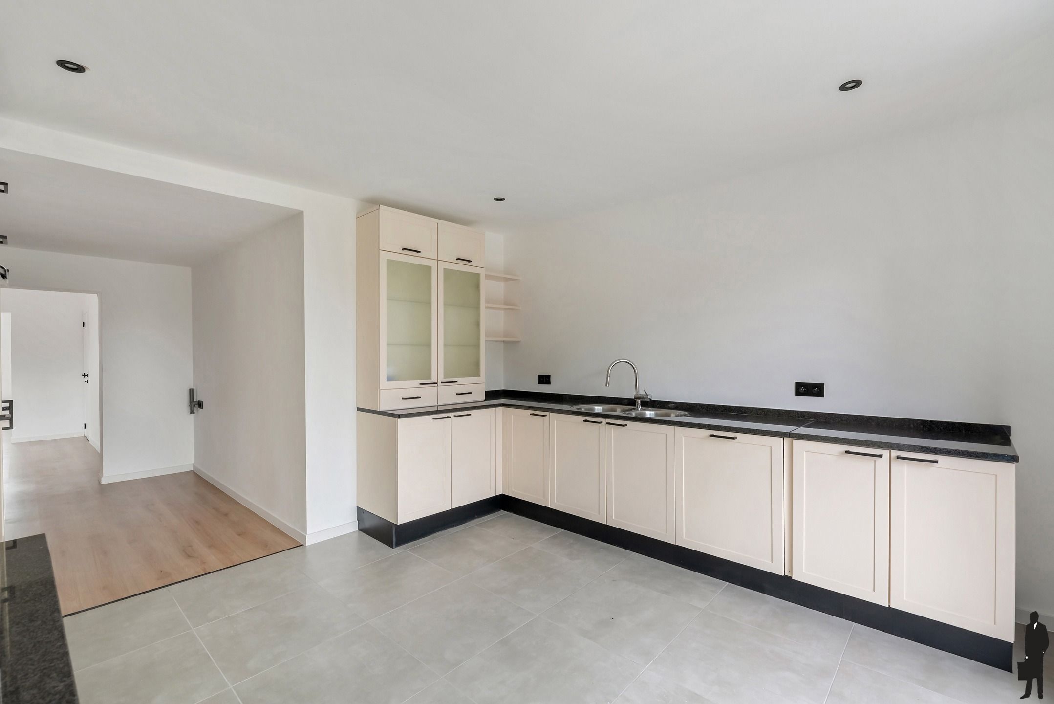 Volledig gerenoveerde woning met 4 slpk. in het centrum van Meer - Vlakbij de Nederlandse grens! foto 15