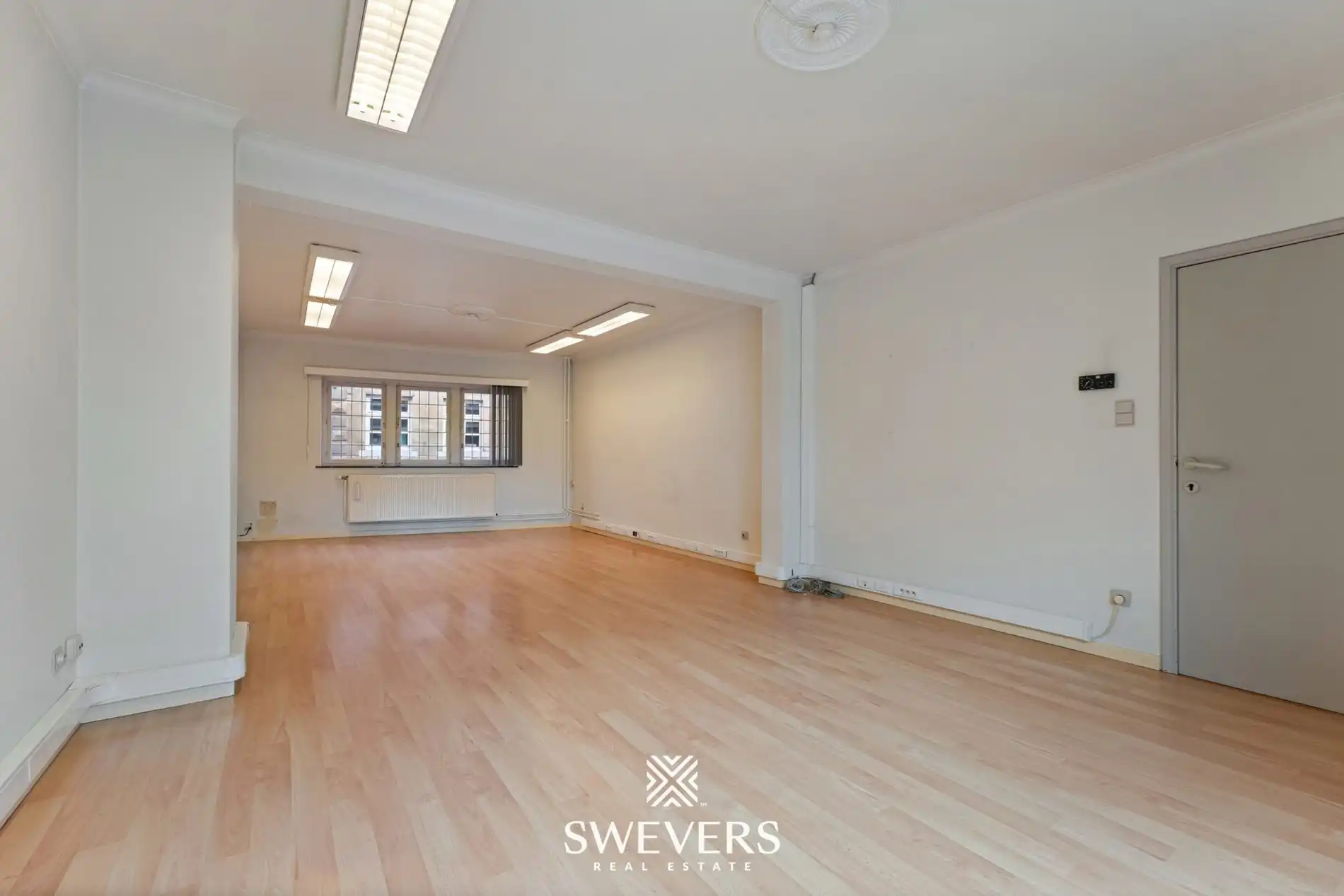Duplex appartement met handelsruimte foto 14