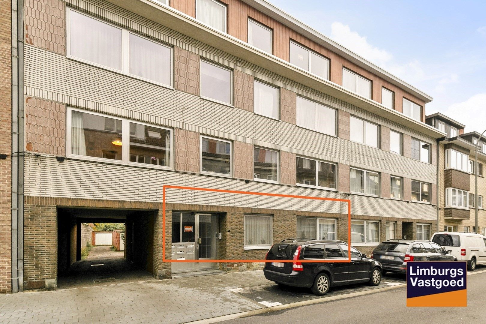 Gelijkvloers app. nabij centrum Hasselt, 3 slpk, garagebox  foto 1