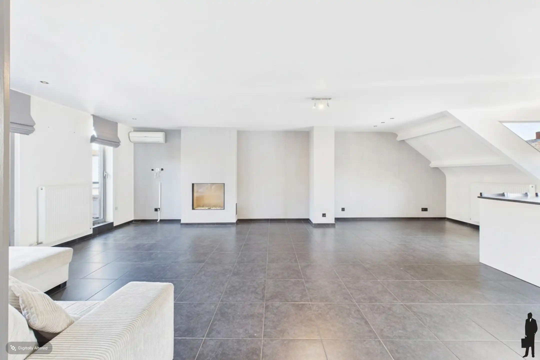 Ruim, lichtrijk duplex-appartement gelegen in het centrum van Hoogstraten foto 2