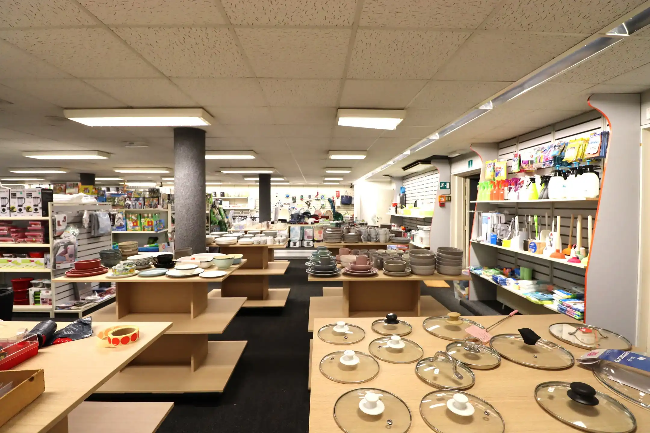 Ruim handelspand 888m² foto 5