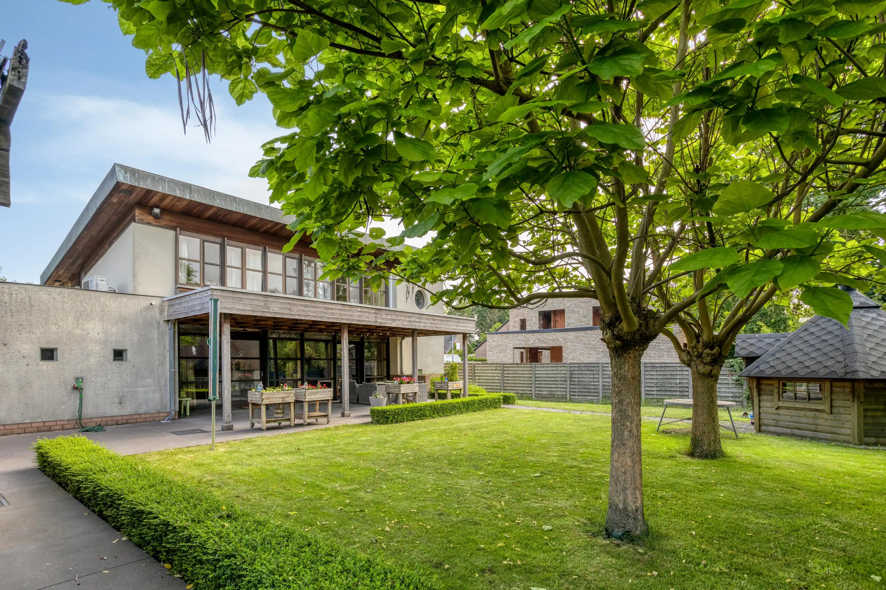 Ruime villa met 4 slaapkamers op 988 m² foto 24