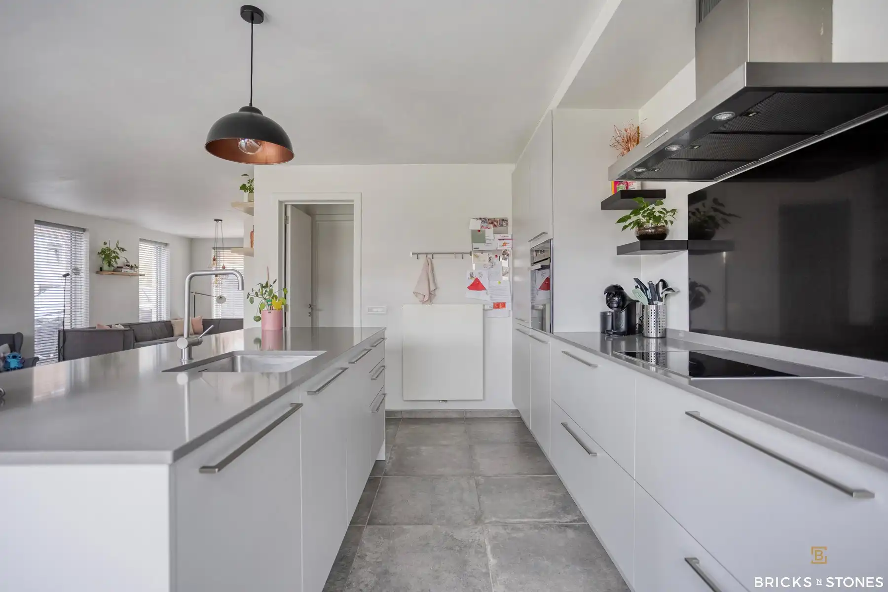 Recente HOB met 4 slaapkamers en tuin foto 8