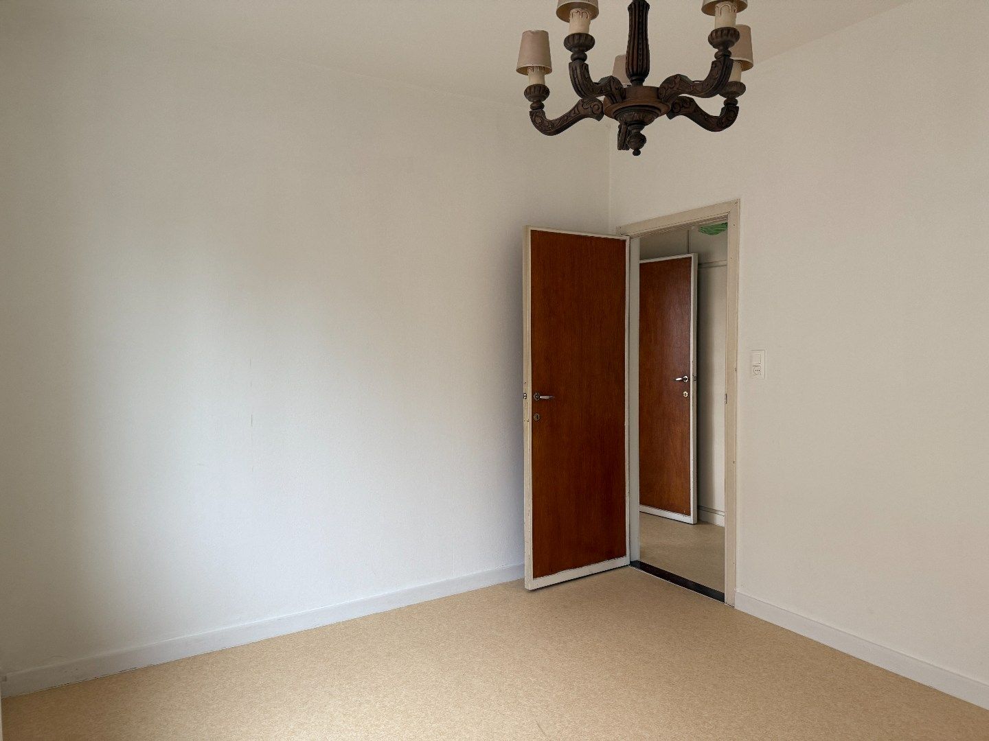 Woonhuis met 2 slaapkamers en garagebox foto 23