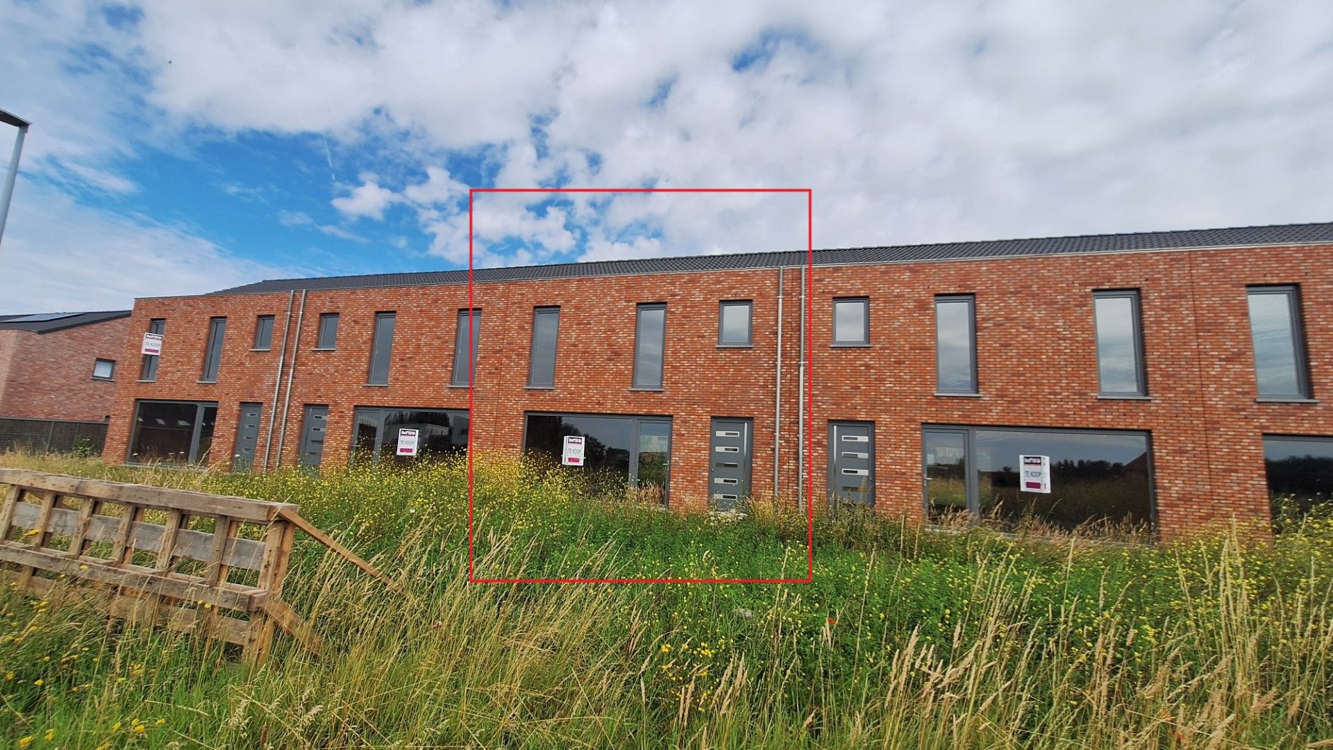 Huis te koop foto {{pictureIndex}}