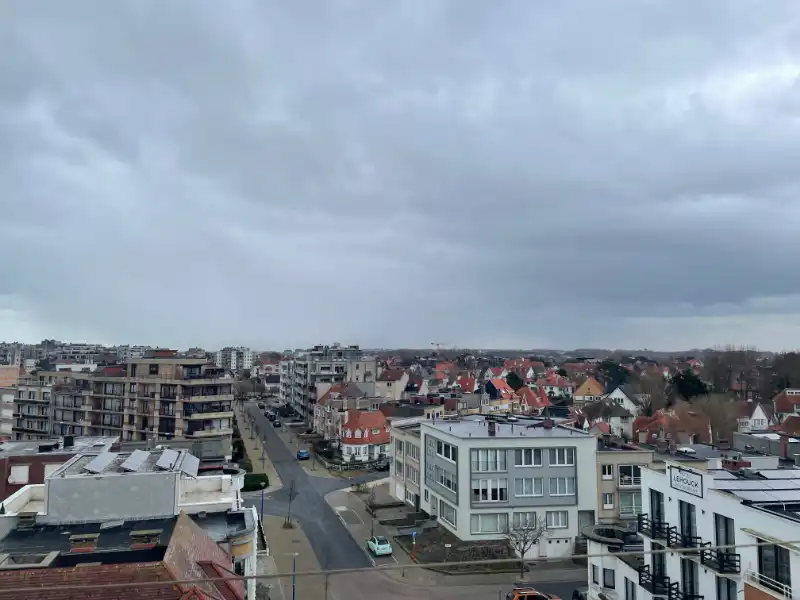 Charmant duplex-appartement met mooie, ruimte terrassen in hartje Koksijde-Bad! foto 21