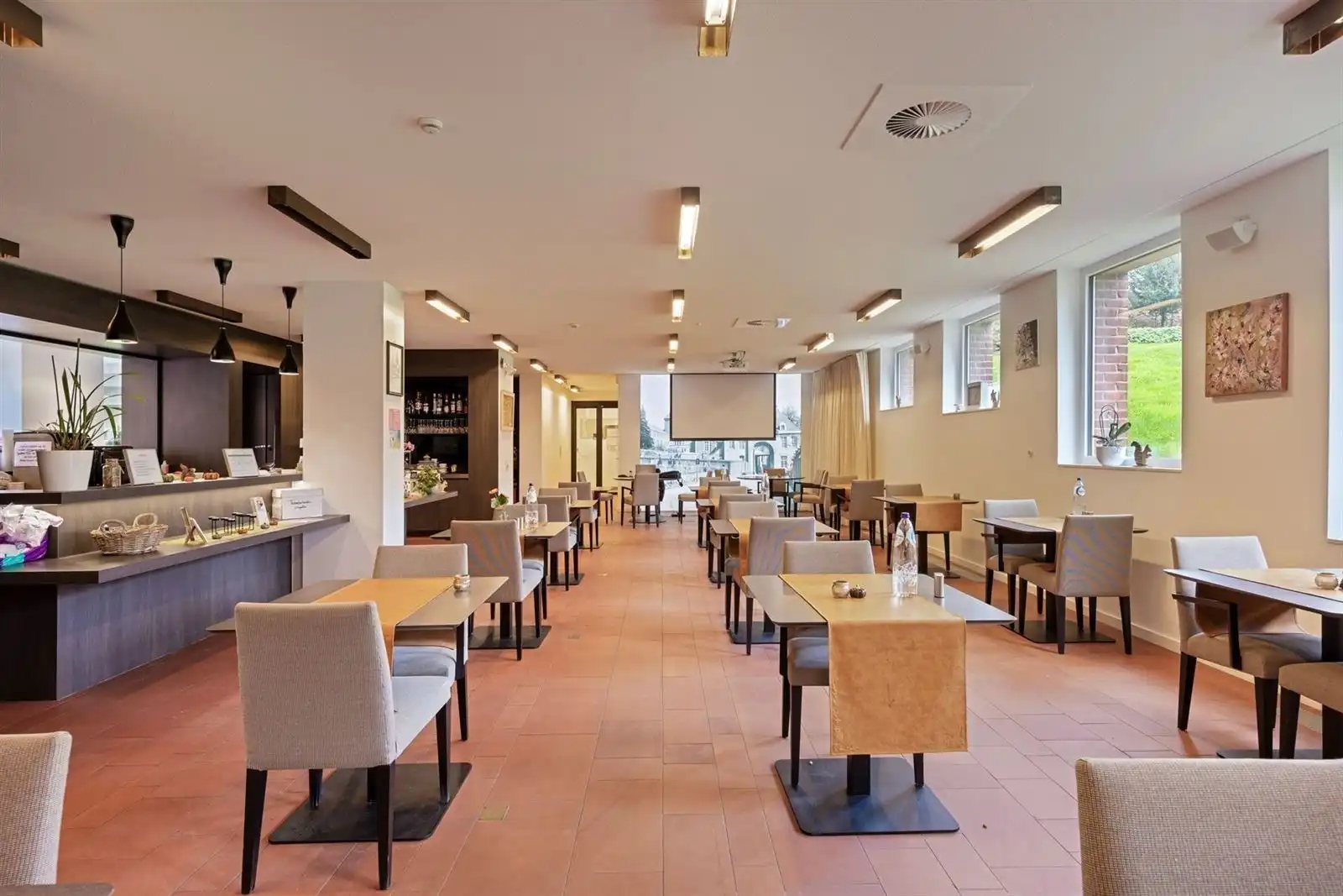 Luxueuse assistentiewoning met terras foto 13