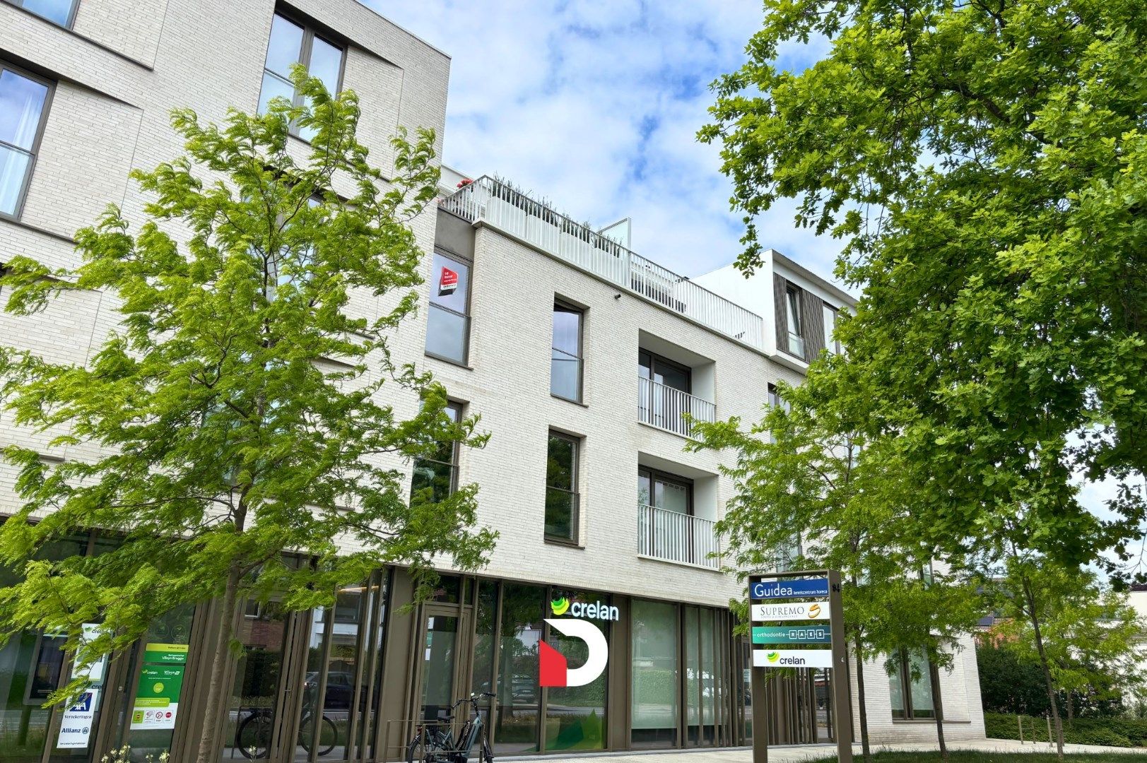 Recent appartement met 2 slaapkamers en ruim terras foto {{pictureIndex}}