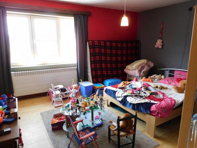 Ruime gezinswoning met tuin en garage foto 13