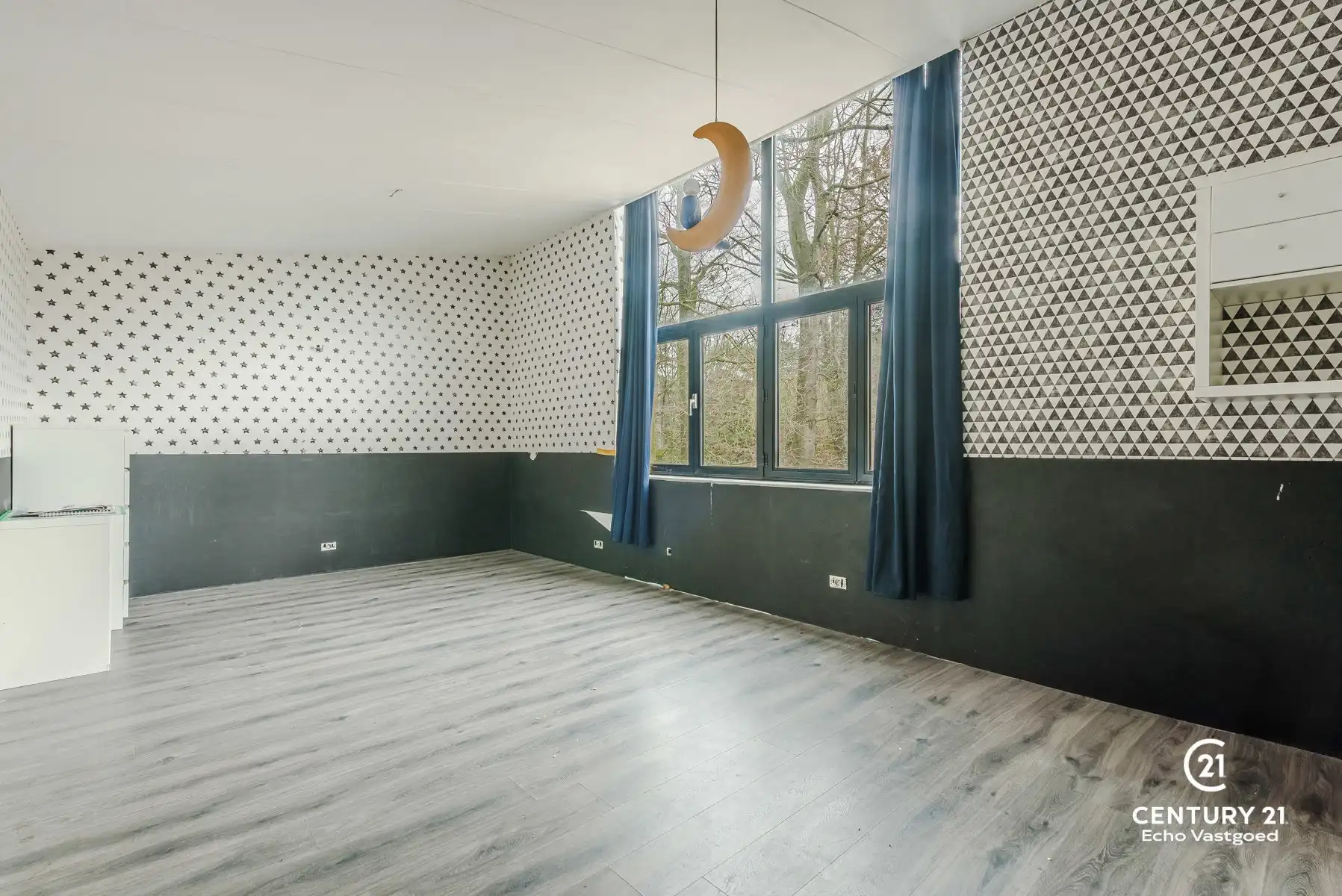 Unieke te renoveren villa in villawijk “De Lint” foto 15