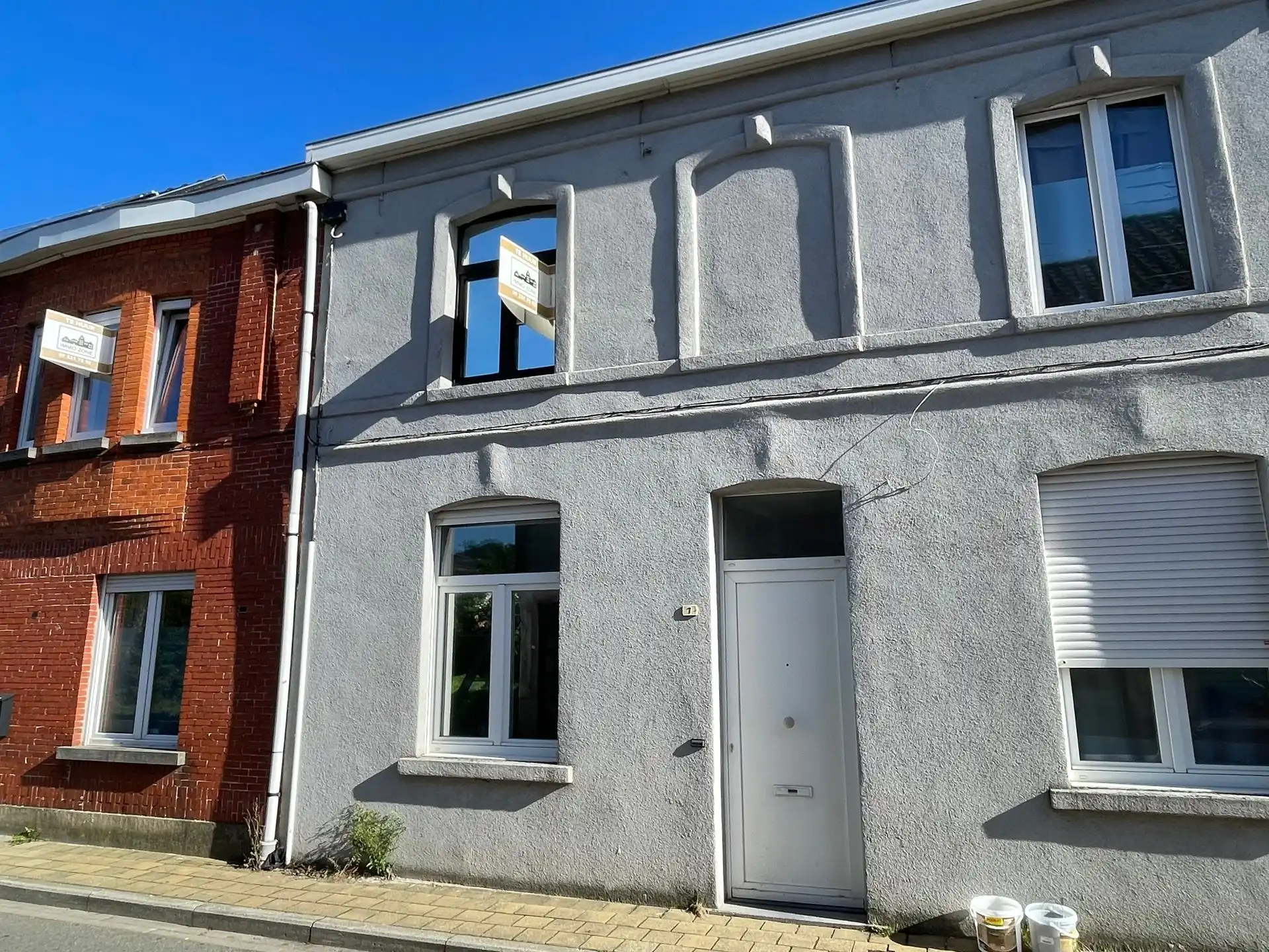 Gunstig gelegen woning met 2 slaapkamers en tuin. foto {{pictureIndex}}