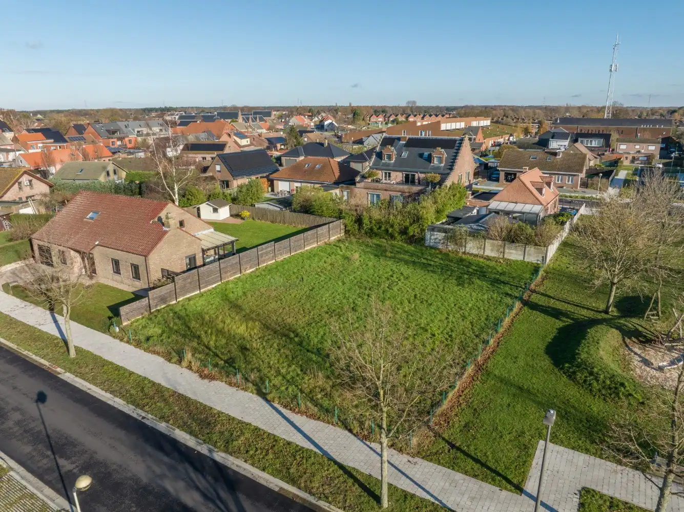 Prachtig gelegen bouwgrond van 320m² voor HOB met garage te Berendrecht foto 11