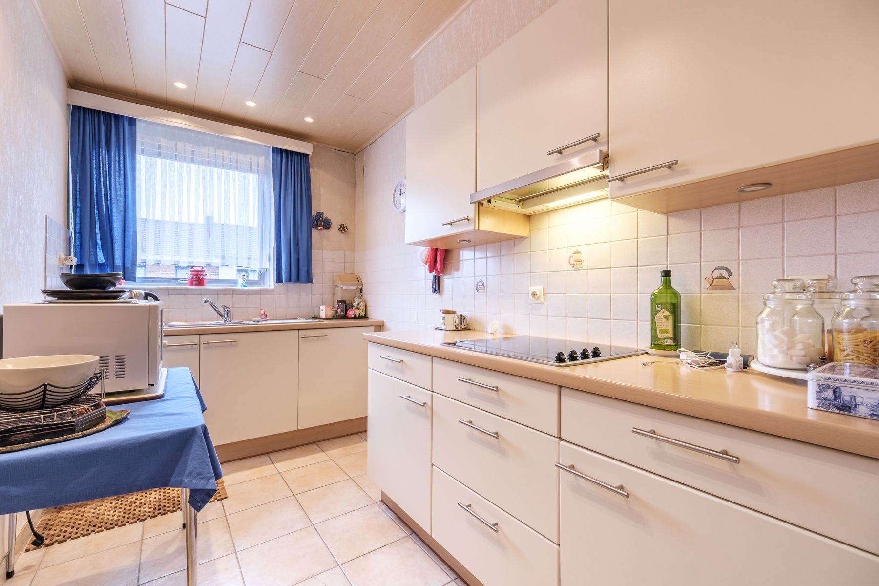 Instap klaar appartement MET garage. Uitzonderlijk aanbod! foto 3