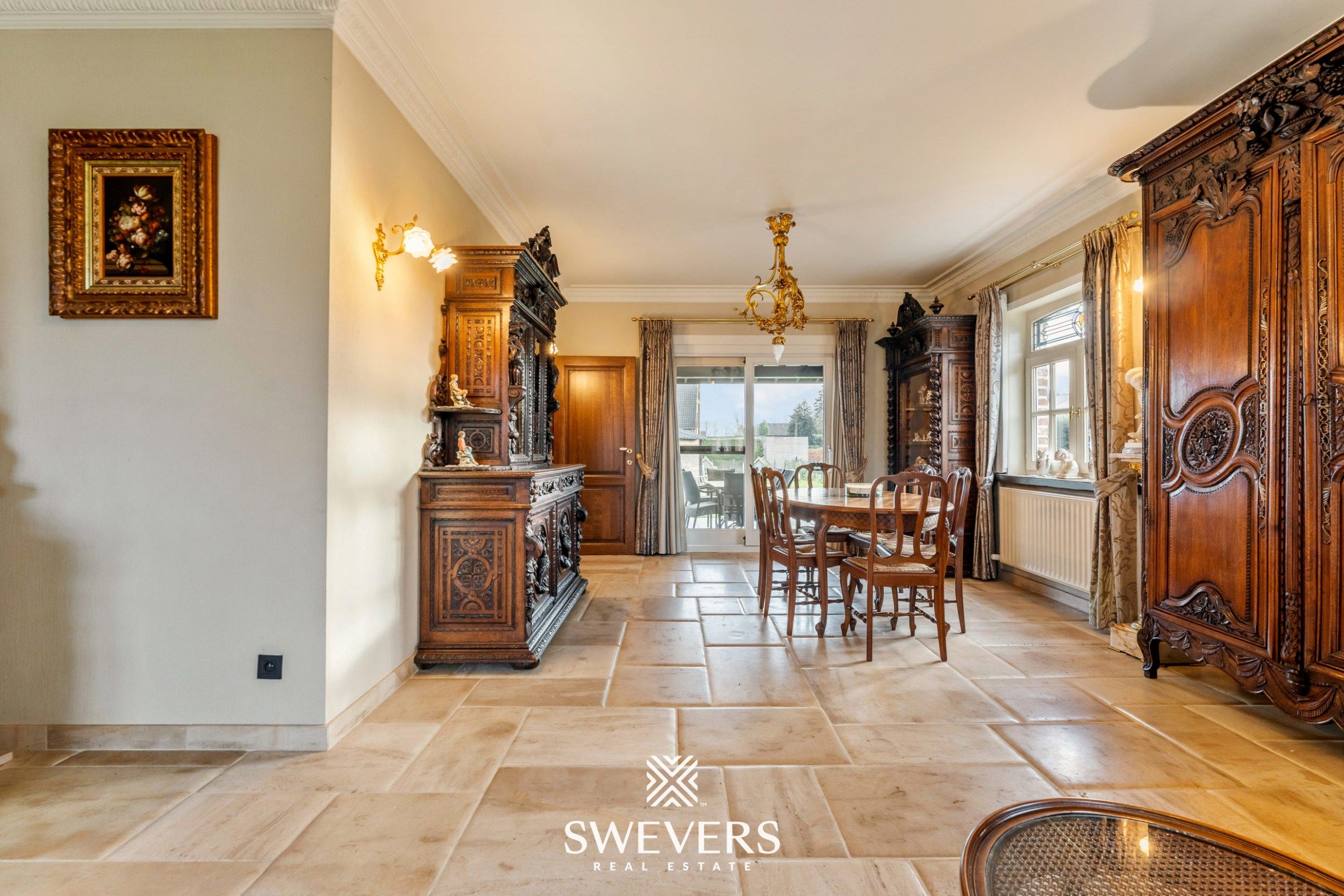 Ruime open bebouwing met 4 slaapkamers en zonnige tuin in Houthalen foto 5