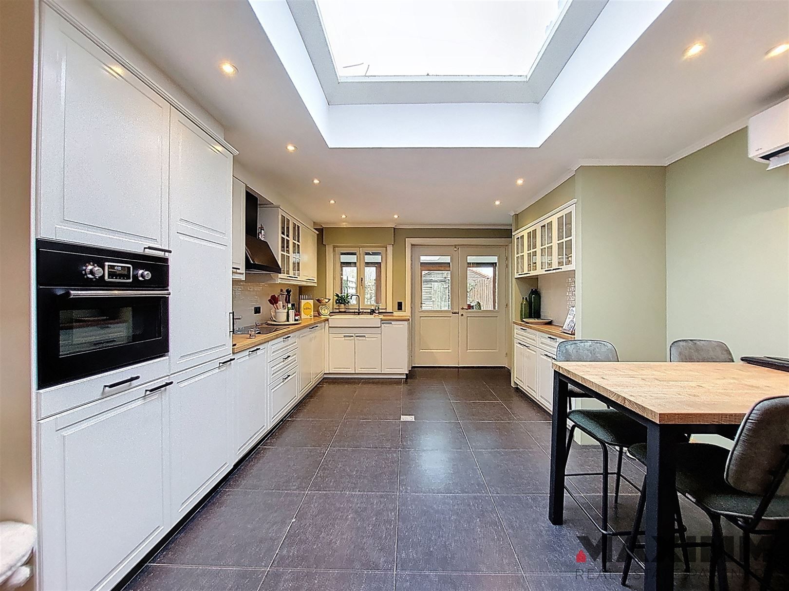 Prachtige woning met 2 slaapkamers !!! foto 8