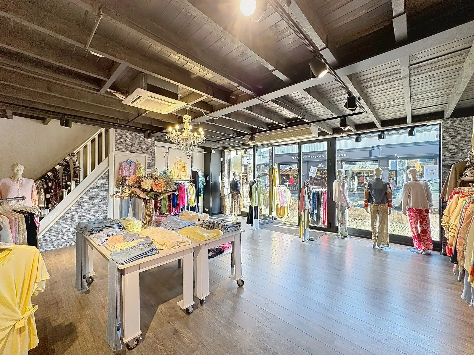 Commercieel gelegen handelspand op TOPligging te Sluis! foto 11