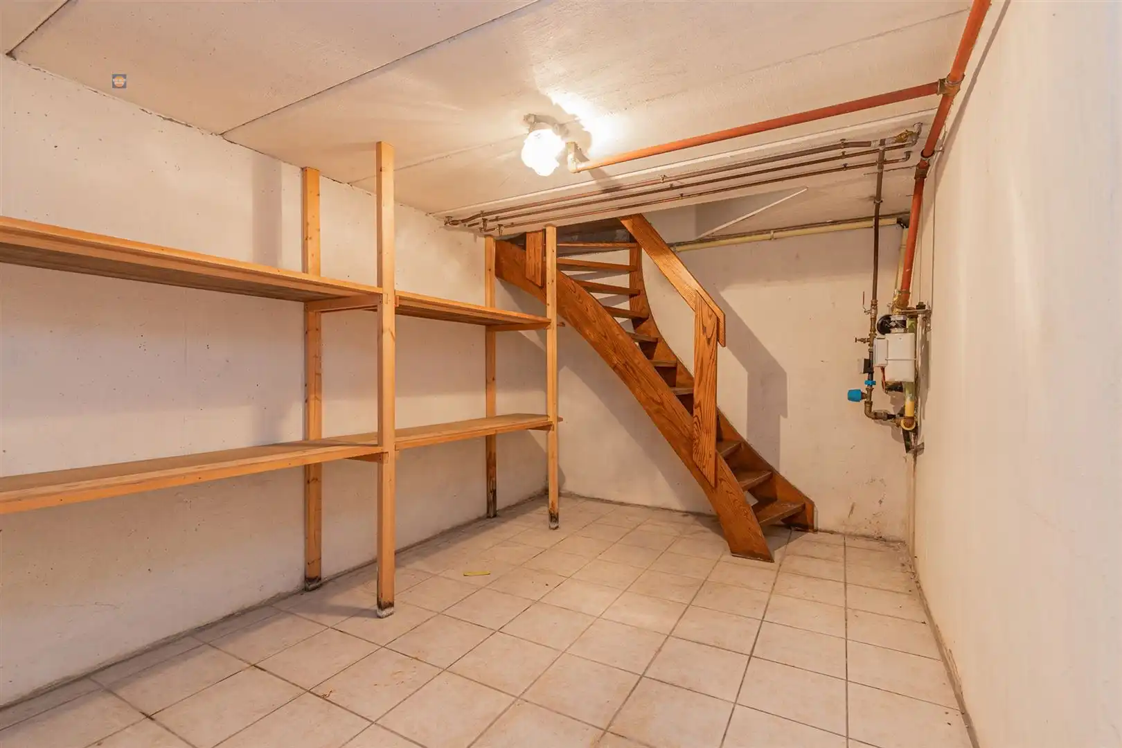 Gezellige woning met tuin, 2 slaapkamers en ruime zolder foto 11