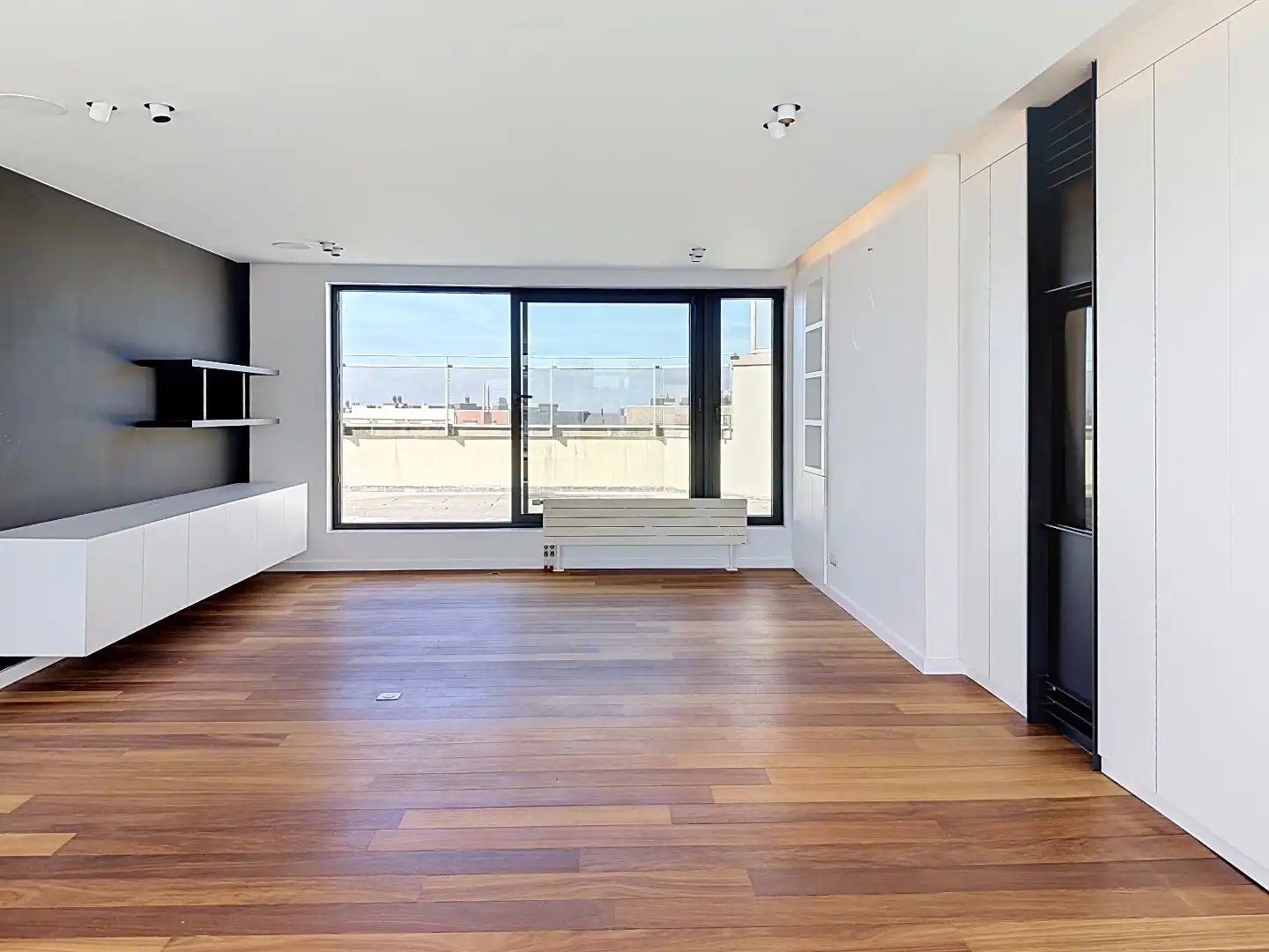 Exclusieve penthouse met 272 m² dakterras en een uitzonderlijke woonbeleving.  foto 3