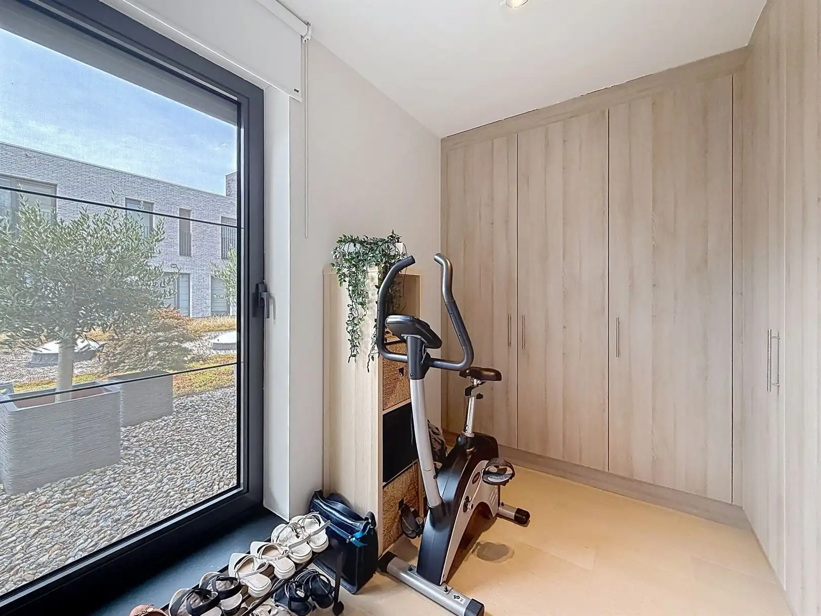 Instapklaar appartement 2de V, kelder en autostaanplaats foto 43