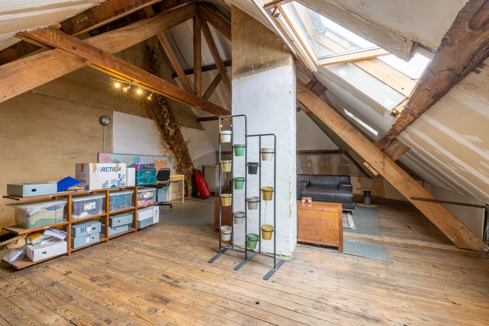 Super gezellige hoekwoning met 3 slk, overdekte koer en garage in Berlare centrum foto 14