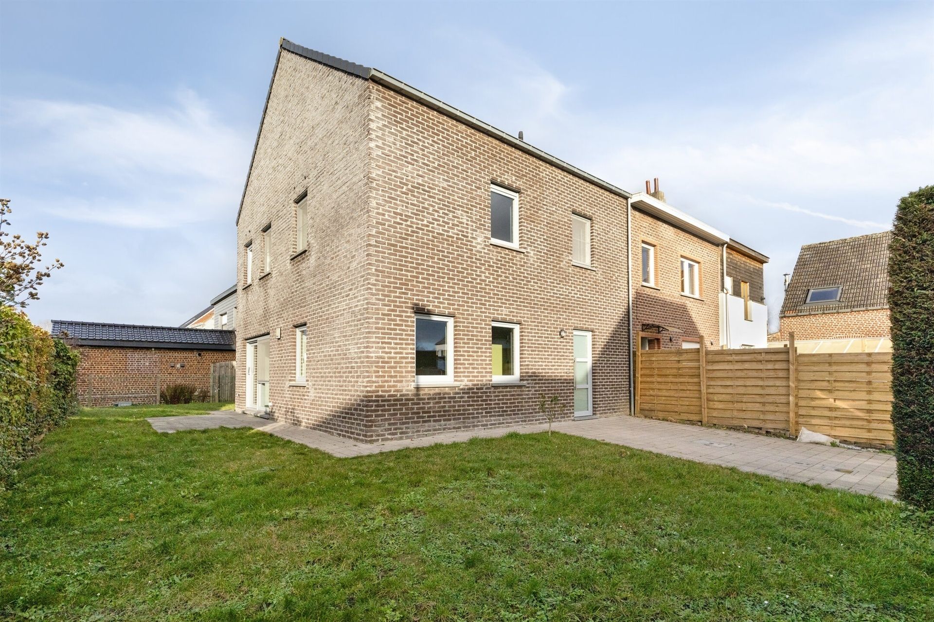 Recente, energiezuinige woning! foto 2