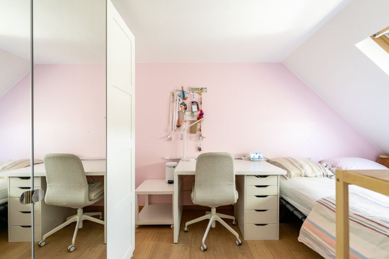 Architecturaal ingerichte woning met hoogwaardige afwerking. foto 13
