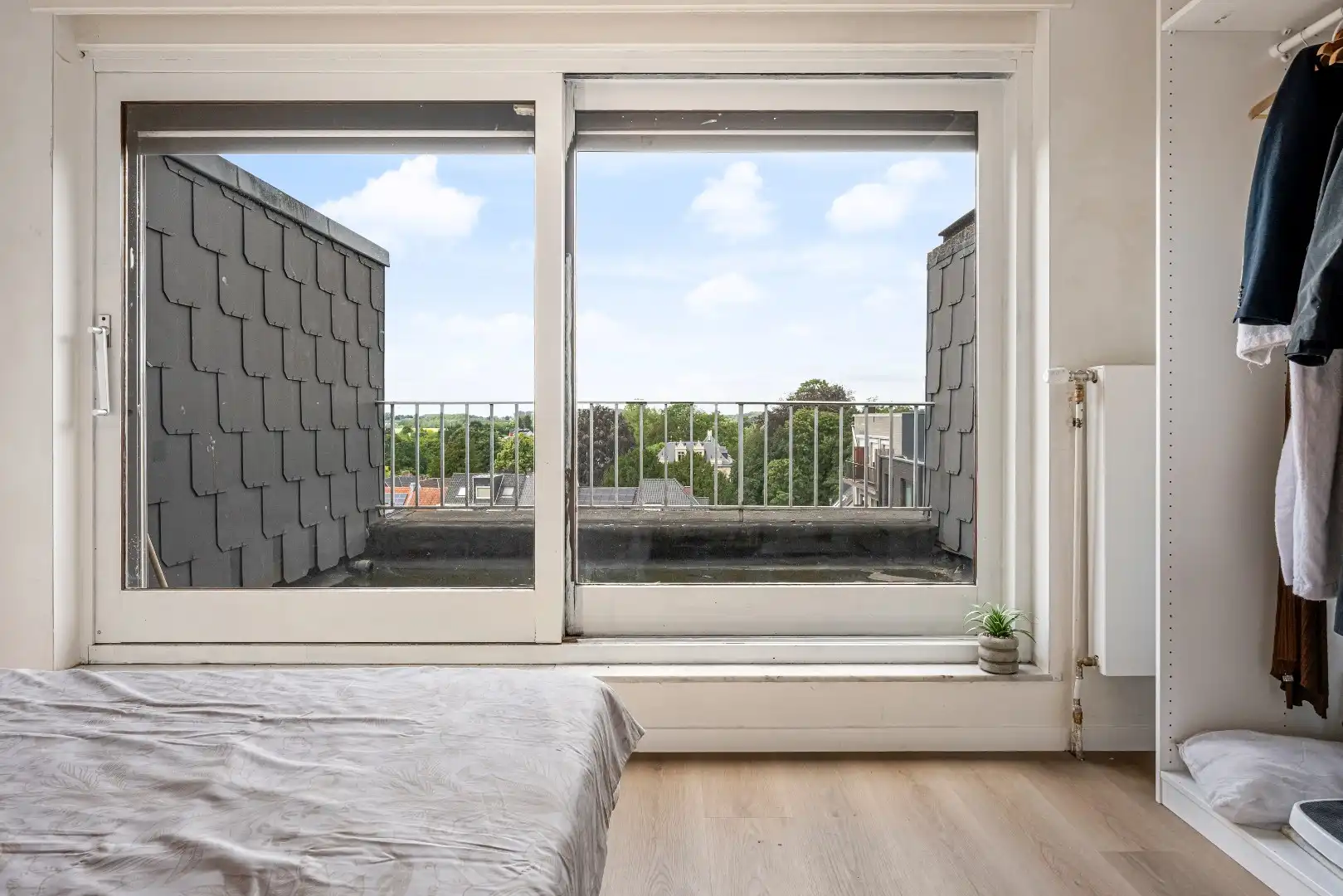 1-kamer dakappartement - CENTRUMligging aan Heldenlaan!  foto 7