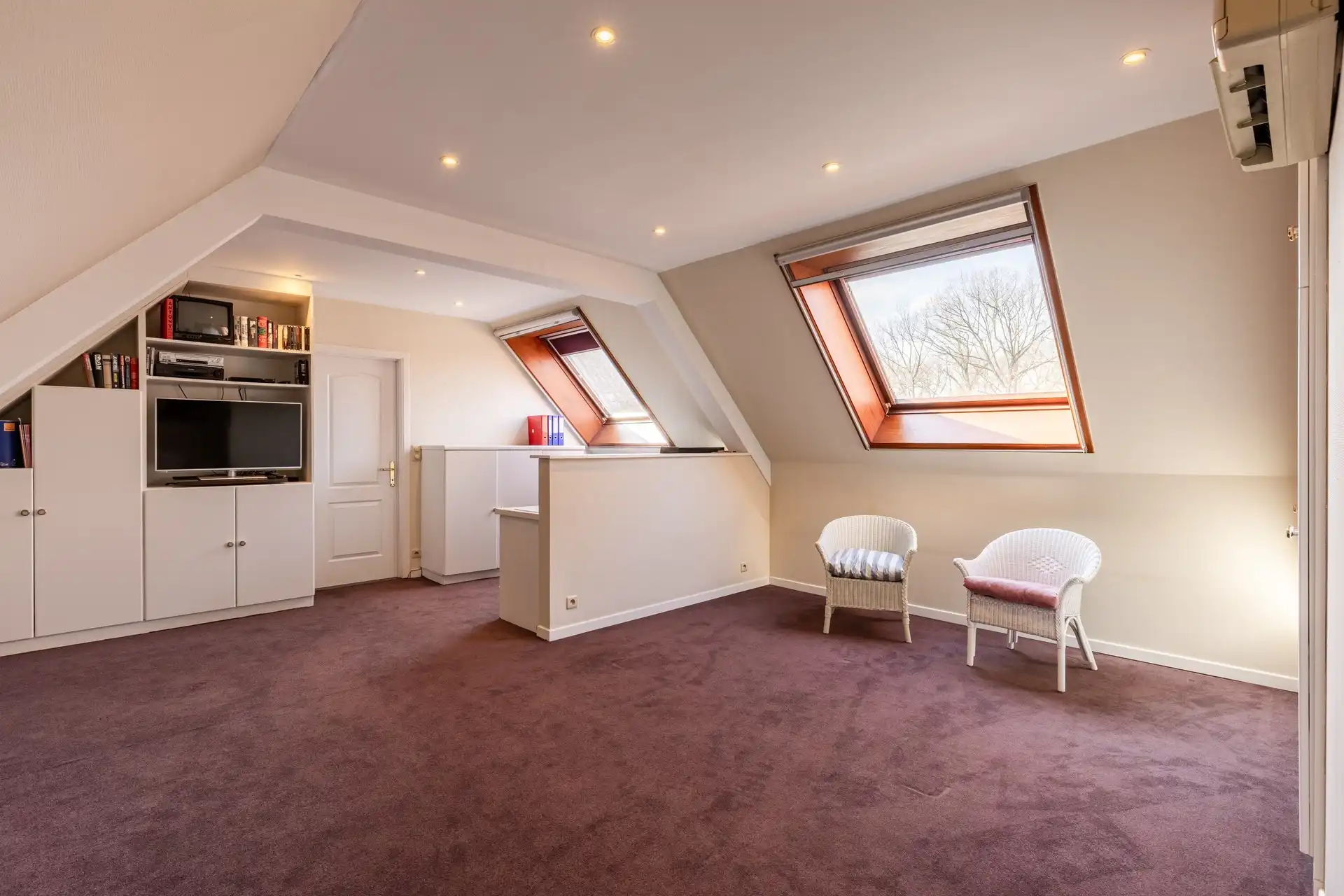 Instapklare woning met ruime veranda en zuidgerichte tuin! foto 17