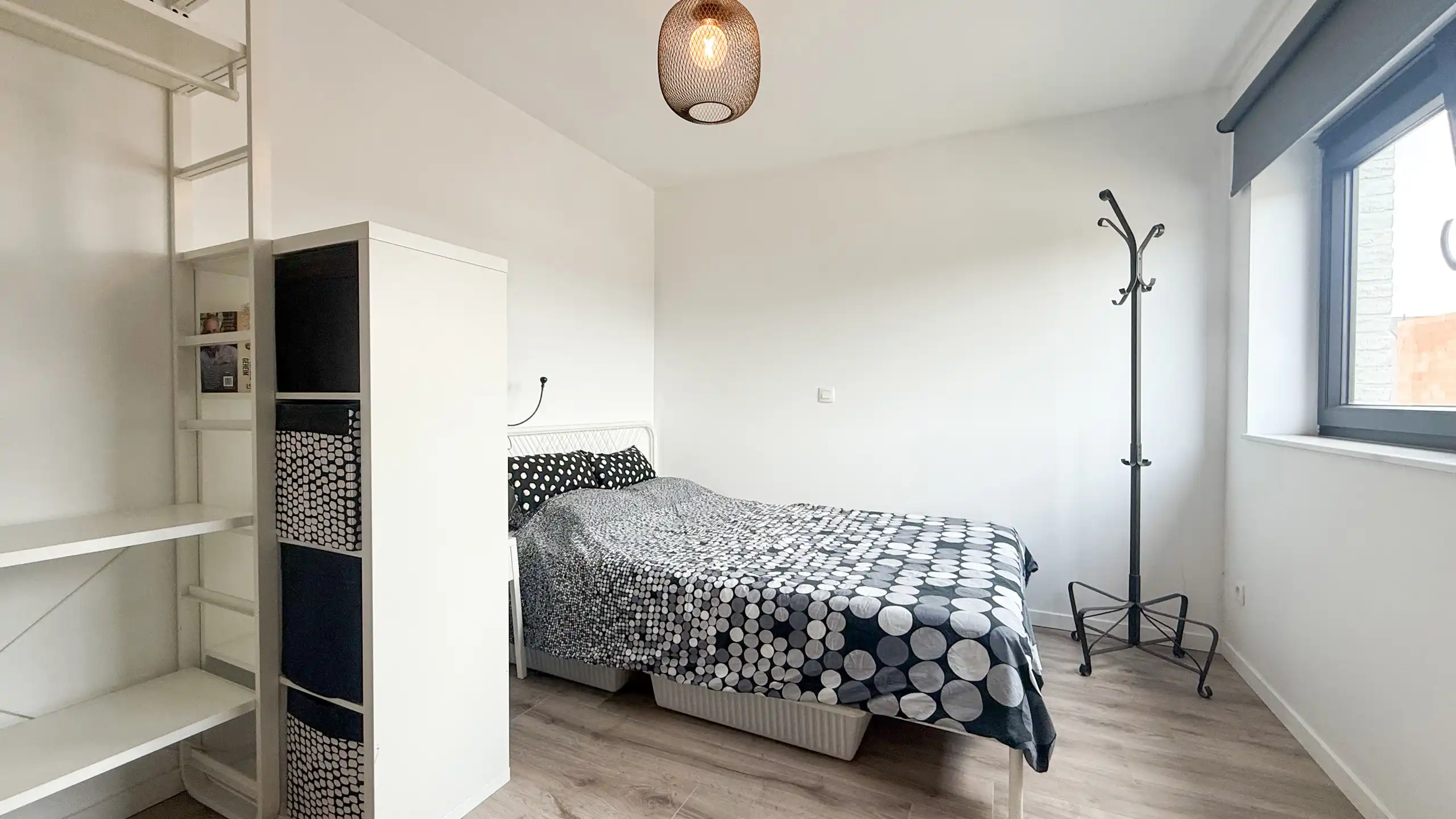 Moderne halfopen woning met 3 slpks en tuin! foto 21
